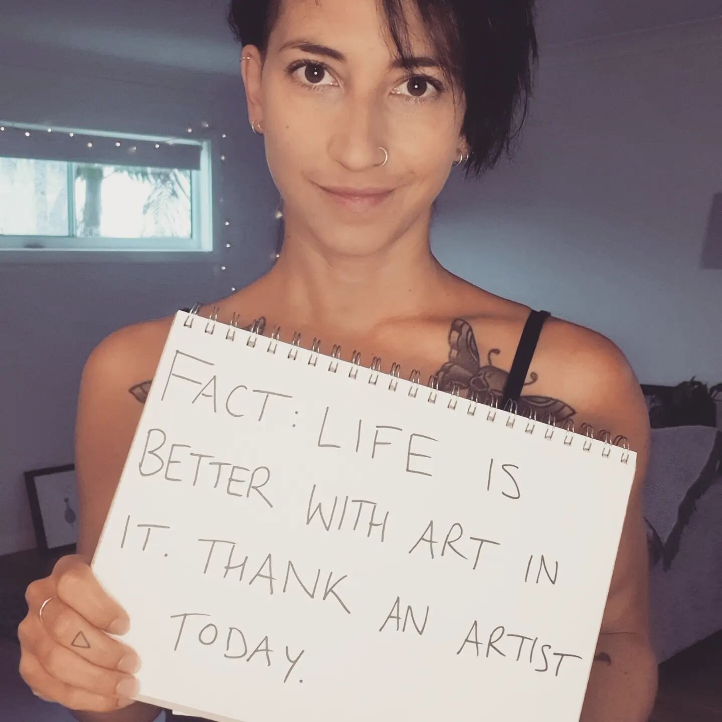 FACT: LIFE IS BETTER WITH ART IN IT. THANK AN ARTIST TODAY. 
.
Tag an artist you admire below to say thanks and share this post to your story!
.
Thanks @inspiredtowrite (from who I give full credit to the style of this post) for your wonderful novel 