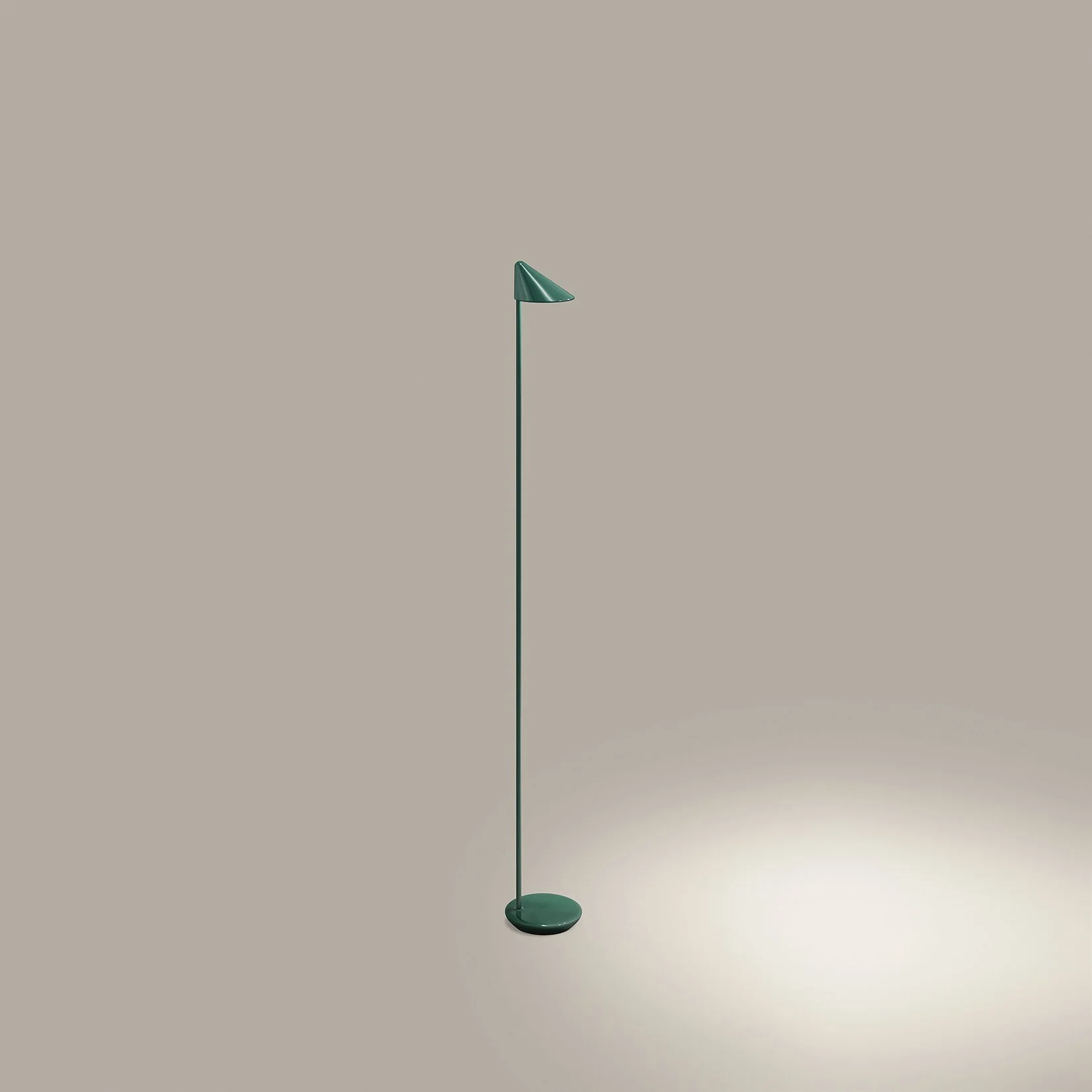 SOLO_2025_FST_GRN_Beige.jpg
