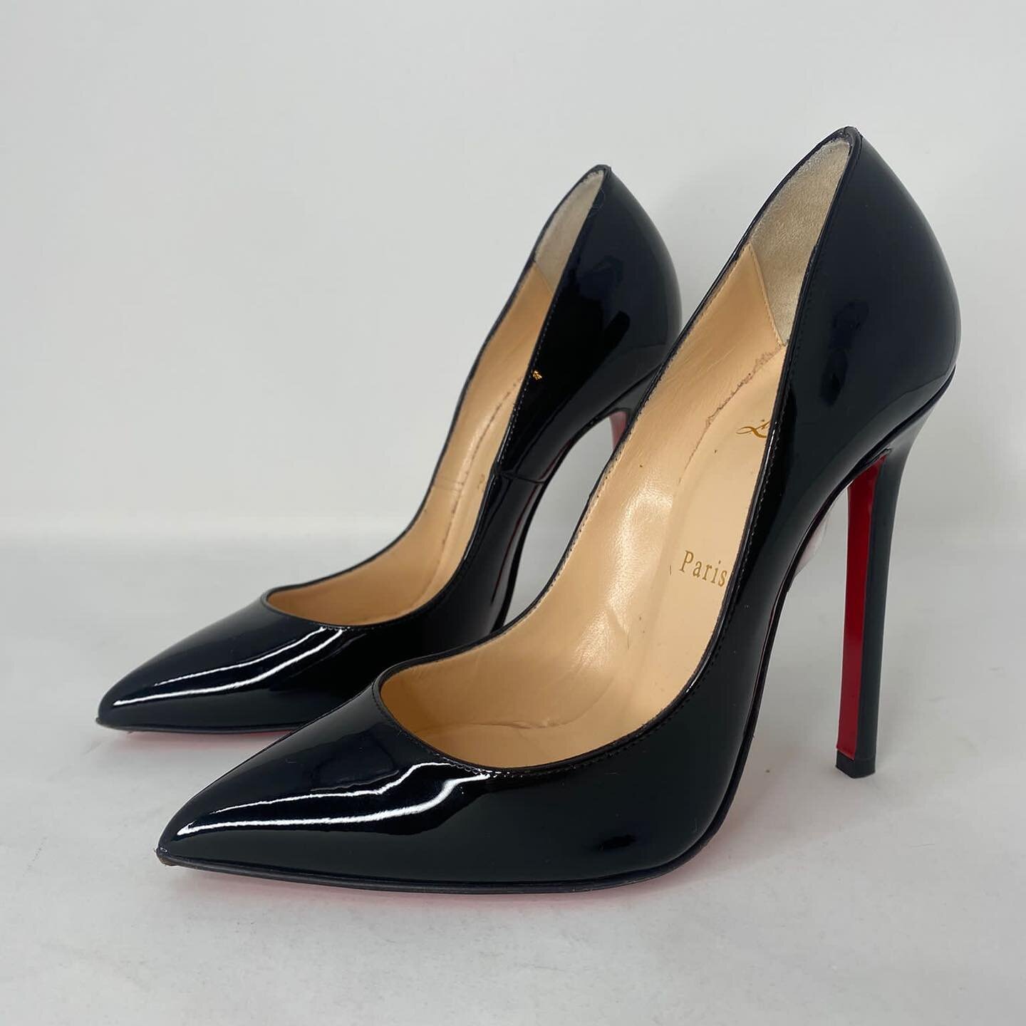 Can anything beat a classic Louboutin heel? Red soles only @louboutinworld ❤️