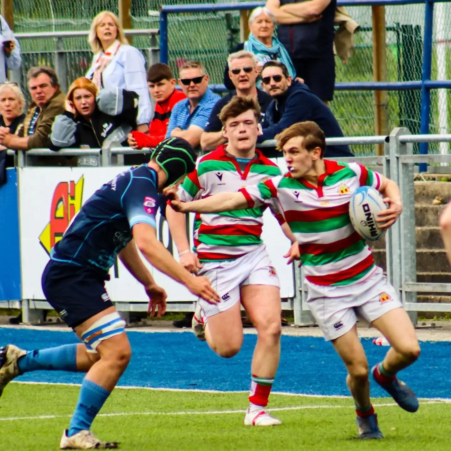 Match Photos from the Under 18's dramatic Cup Final win vs Barnhall last Sunday. 📸 
More photos are available on the Bective website or through the link in the Bective Story.