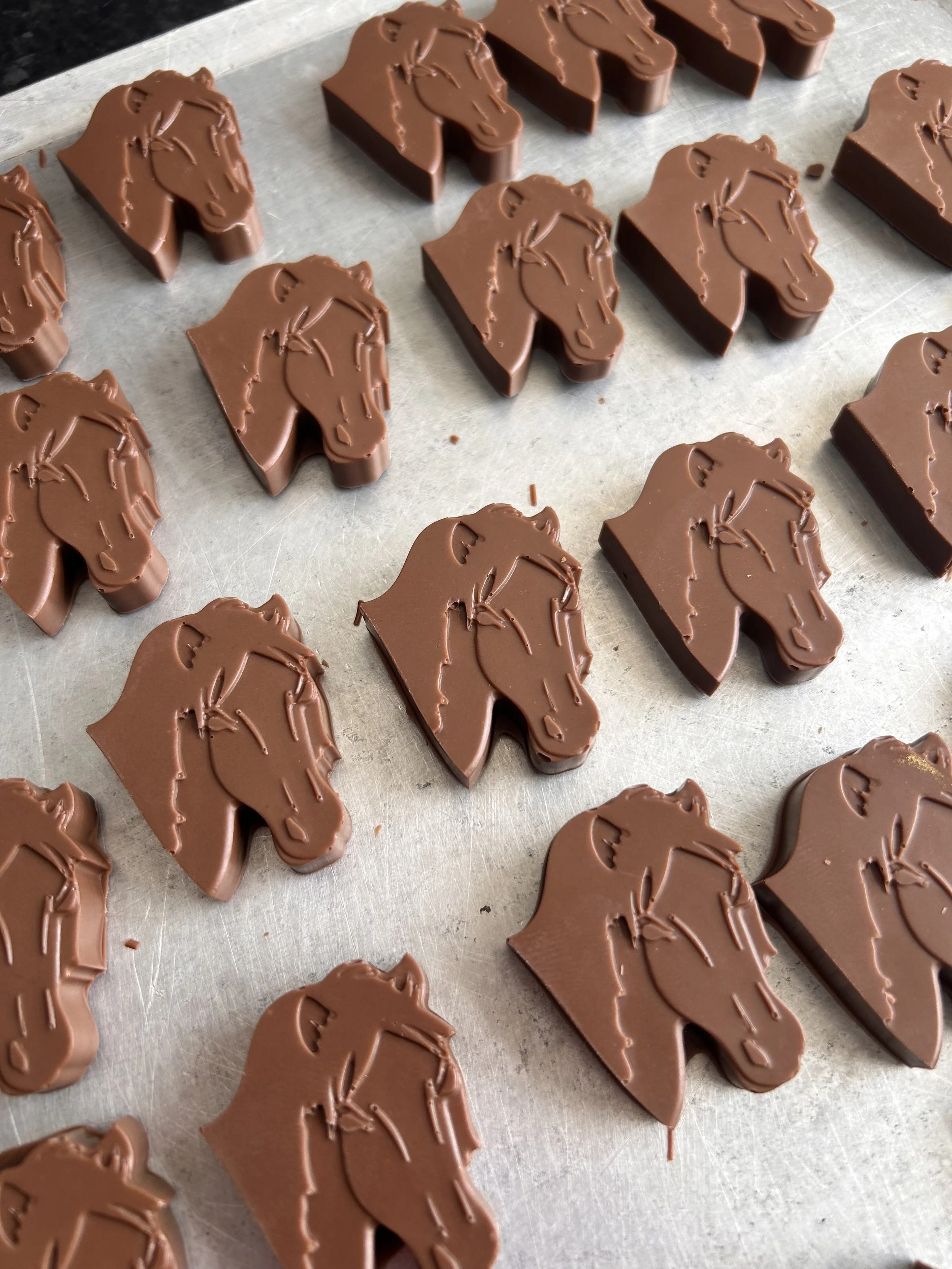 family chocolate workshop to make chocolate treats