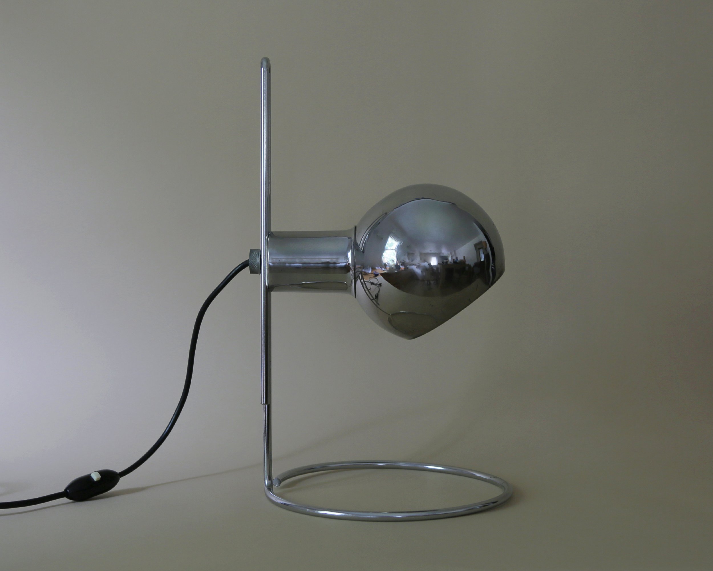 Ilum Lamp Low.jpg
