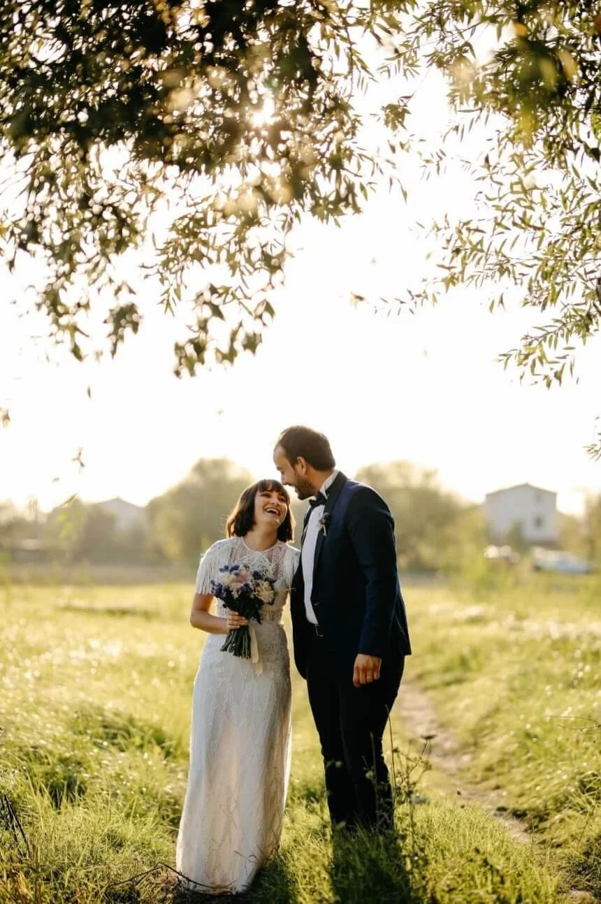 Newlyweds celebrate outdoors after their Lehigh Valley brunch wedding.