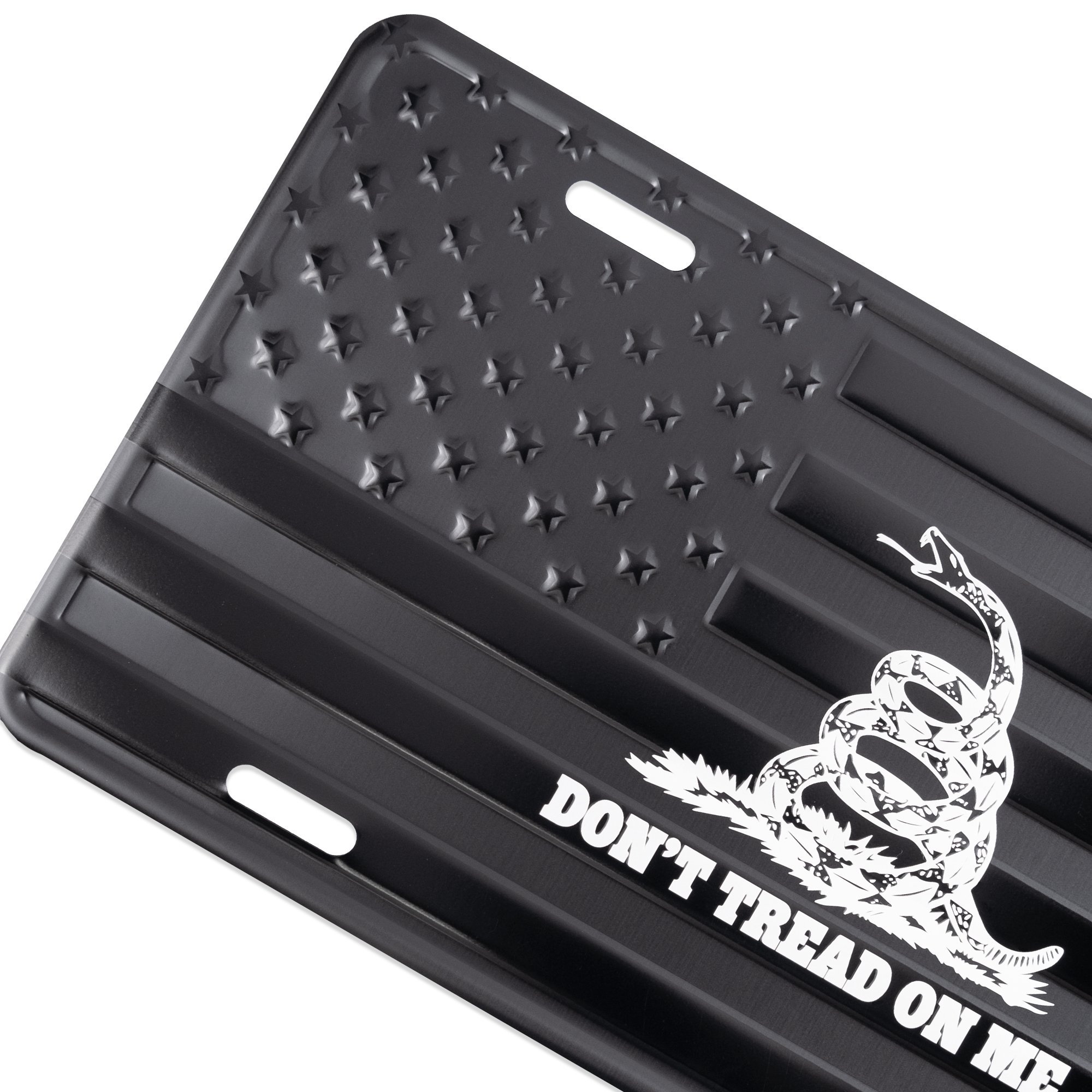 Don't-Tread-On-Me-License-Plate3.jpg