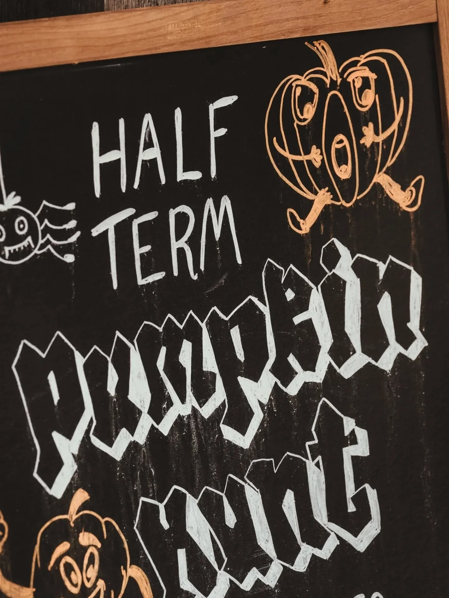 Final few days of the Pumpkin Hunt here at Falconhurst

Find the 10 hidden pumpkins in our beautiful estate gardens, and then collect a prize pumpkin from the farm shop - easy peasy!

Coffees, cakes, soups and more available from the farm shop to kee