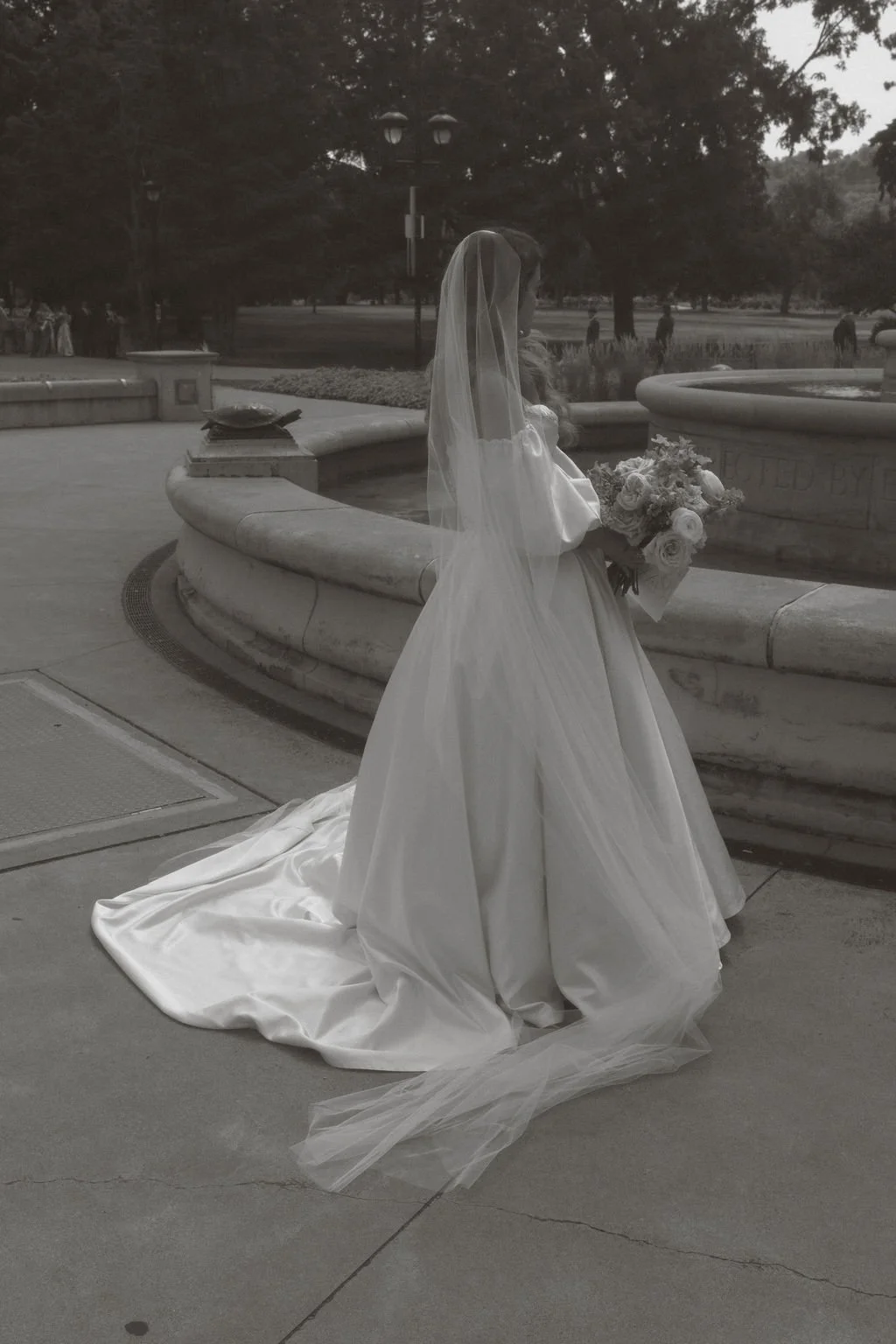 jakeandnicoleweddingartgalleryofhamilton (6).jpg