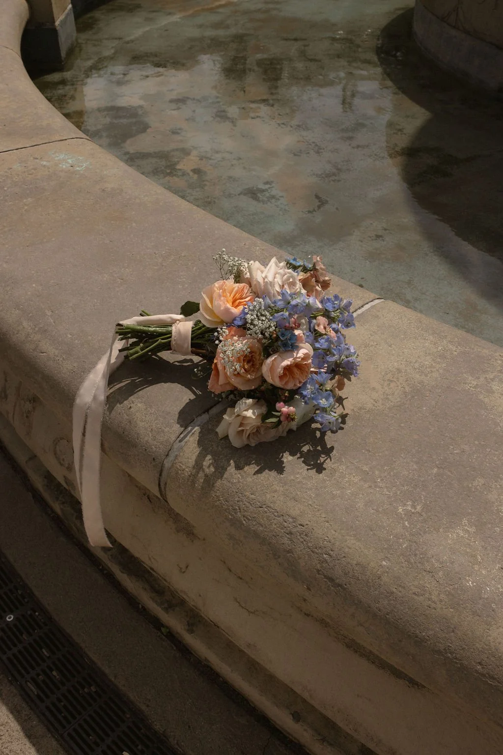 jakeandnicoleweddingartgalleryofhamilton (9).jpg