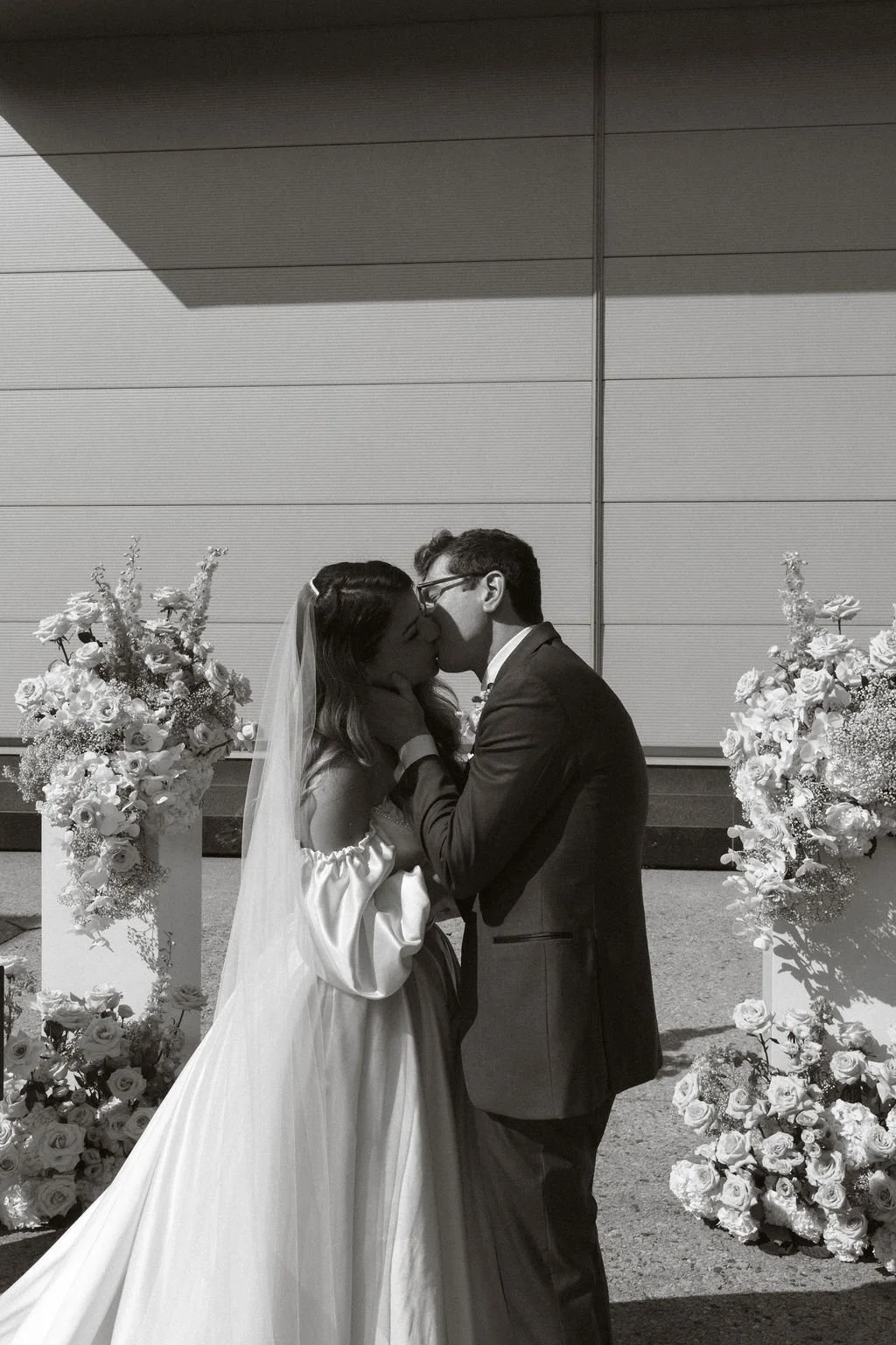 jakeandnicoleweddingartgalleryofhamilton (70).jpg