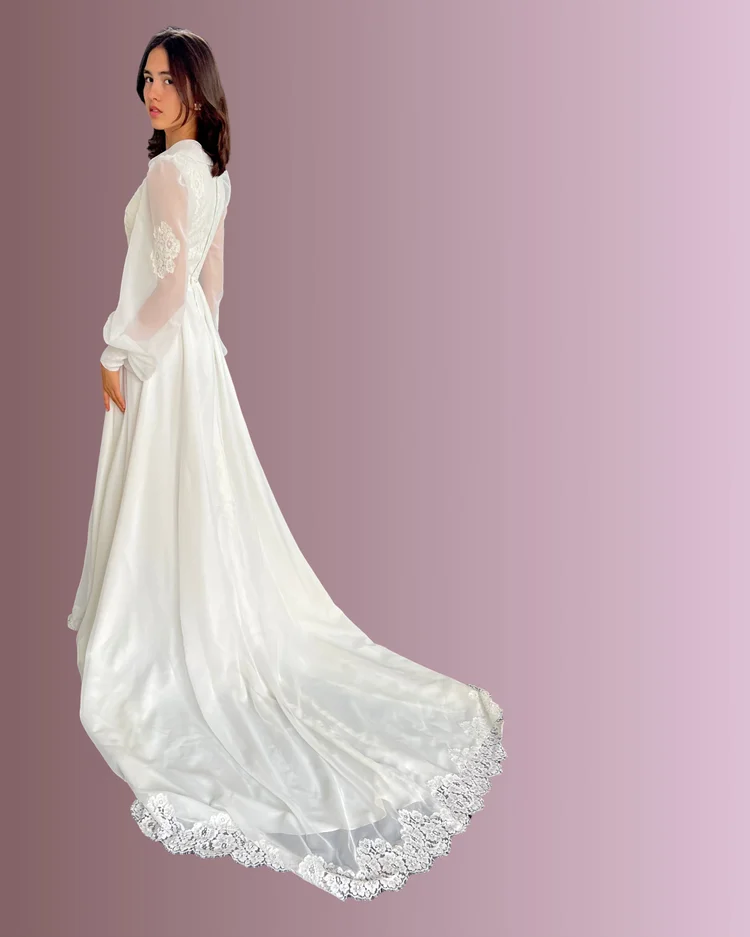 My Favorite Vibe: The Wedding Dresses of the 1970s I Maybelle NYC