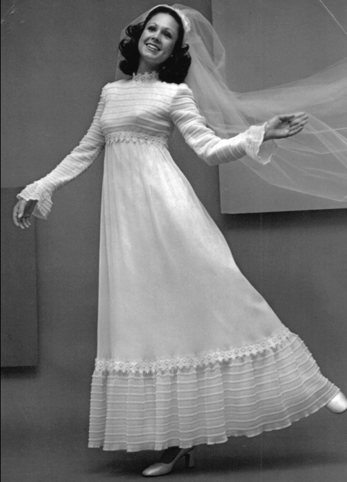 My Favorite Vibe: The Wedding Dresses of the 1970s I Maybelle NYC My Favorite Vibe: The Wedding Dresses of the 1970s I Maybelle NYC
