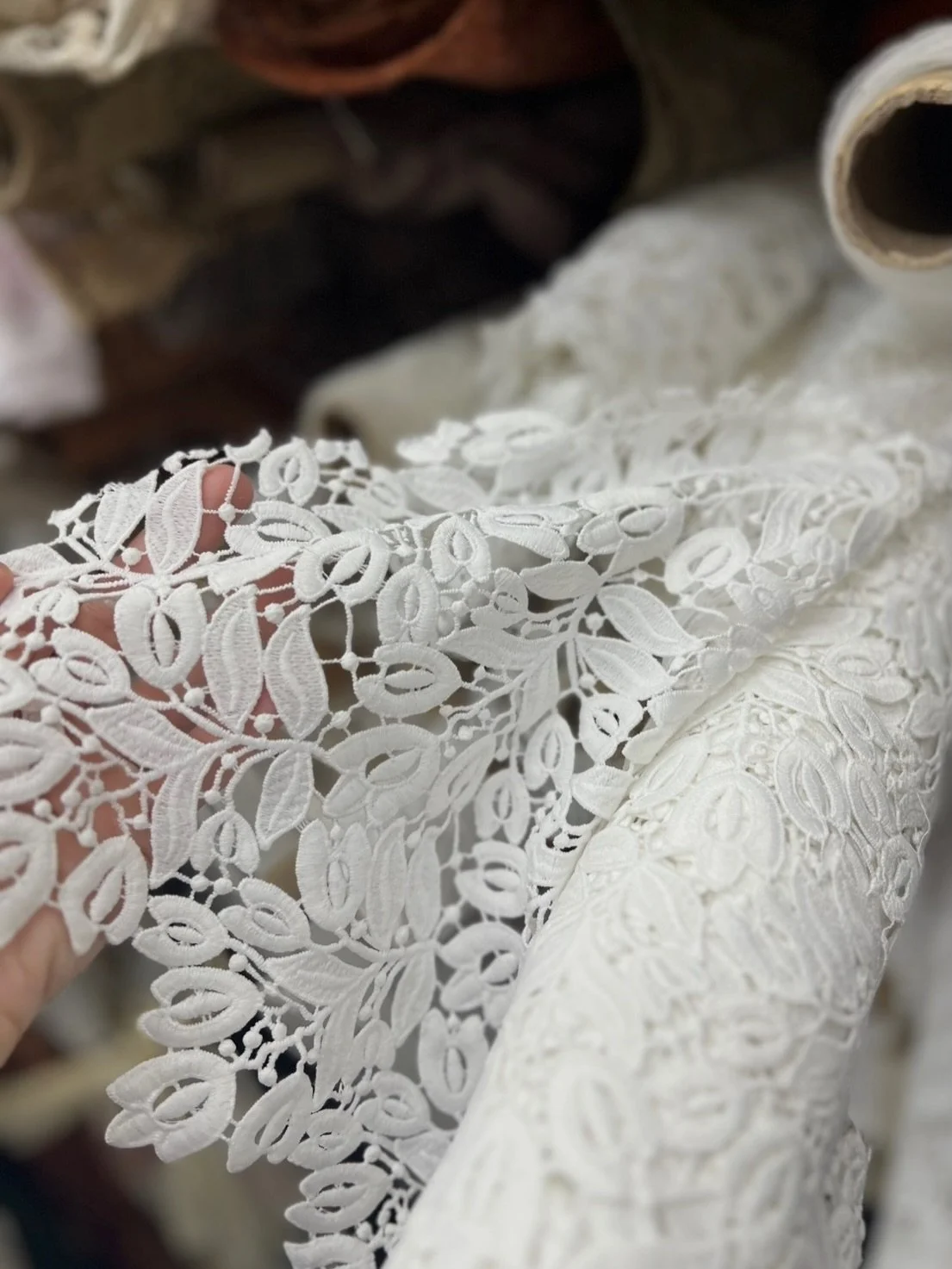 Vintage or bespoke? Why not both?
✨Every bride deserves a wedding day look that's as unique as she is. That's why I love combining the timeless elegance of vintage with the personalized touch of bespoke design. 

From the moment you step into Maybell