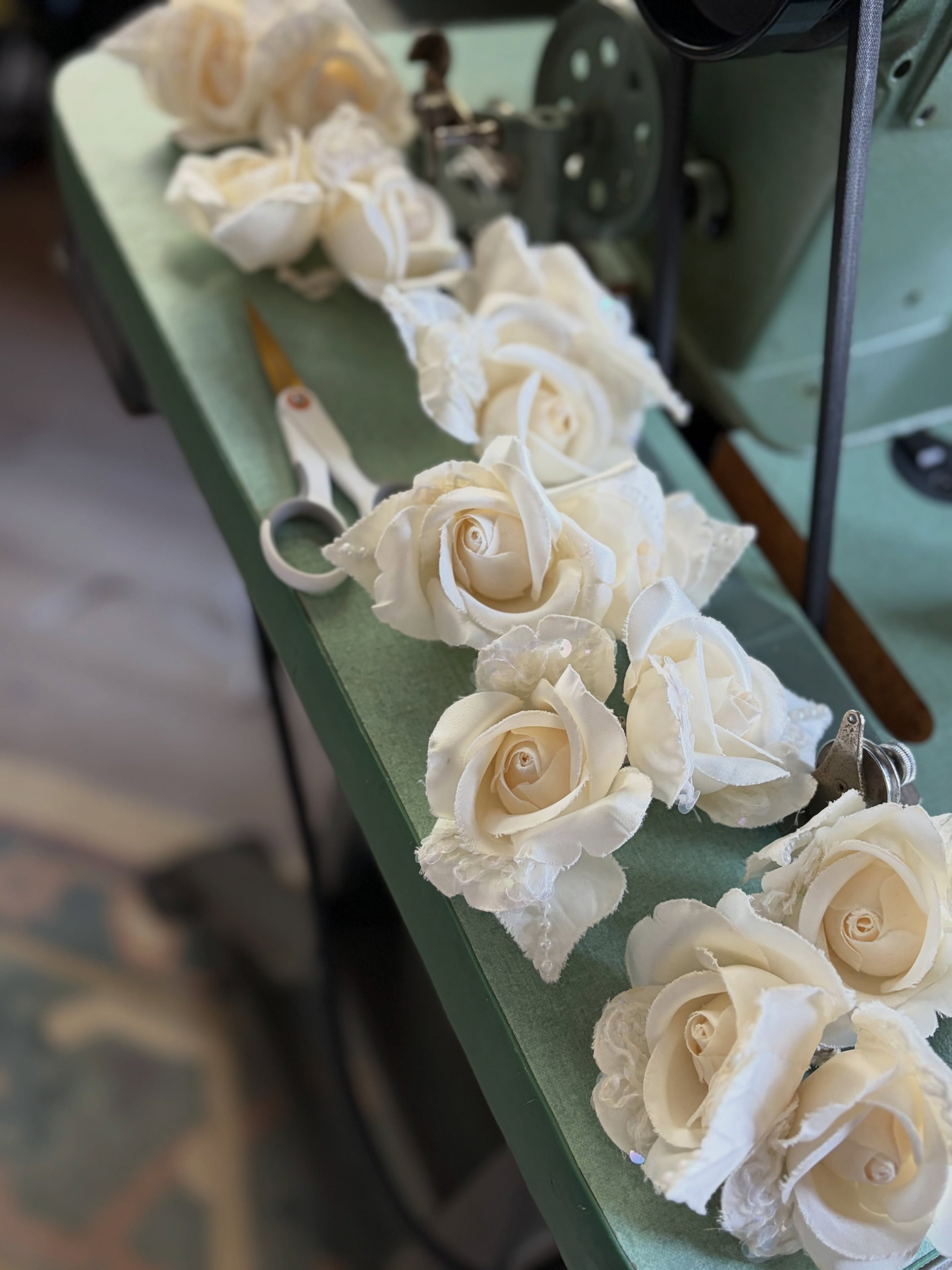 A dozen roses, one dress, and a beautiful second act.🌹

#vintagebridal #insidetheatelier #romanticbride