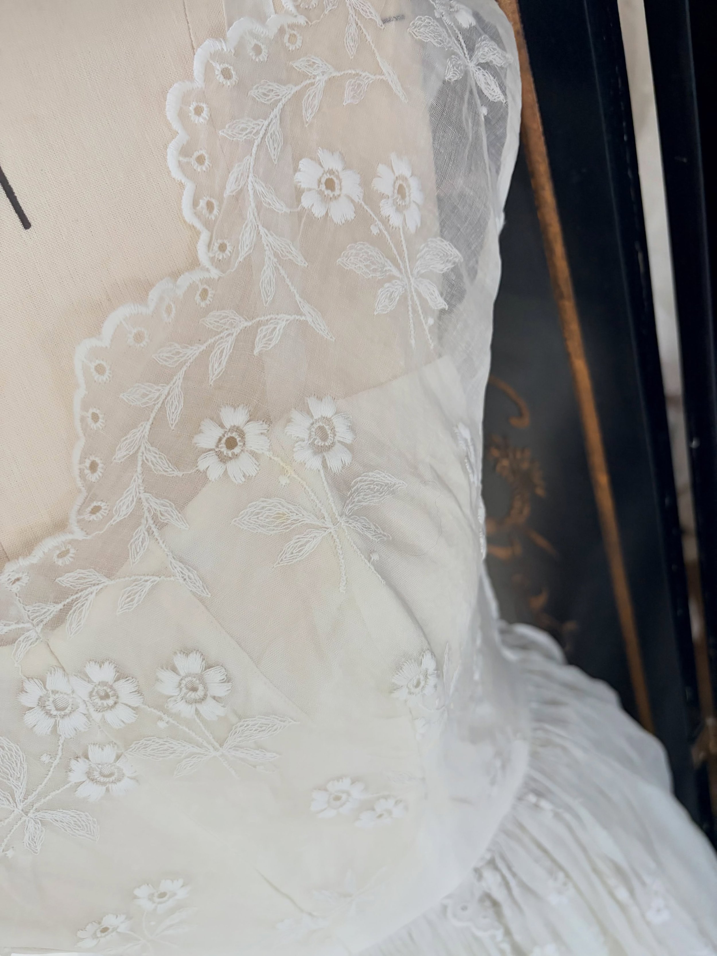 You can feel the difference of mid-century lace before you even touch it. 🦢

No synthetic sheen, no stiff polyester&mdash;just pure cotton threading, corded motifs, and natural fibers that breathe with the body. these archival textiles carry a depth