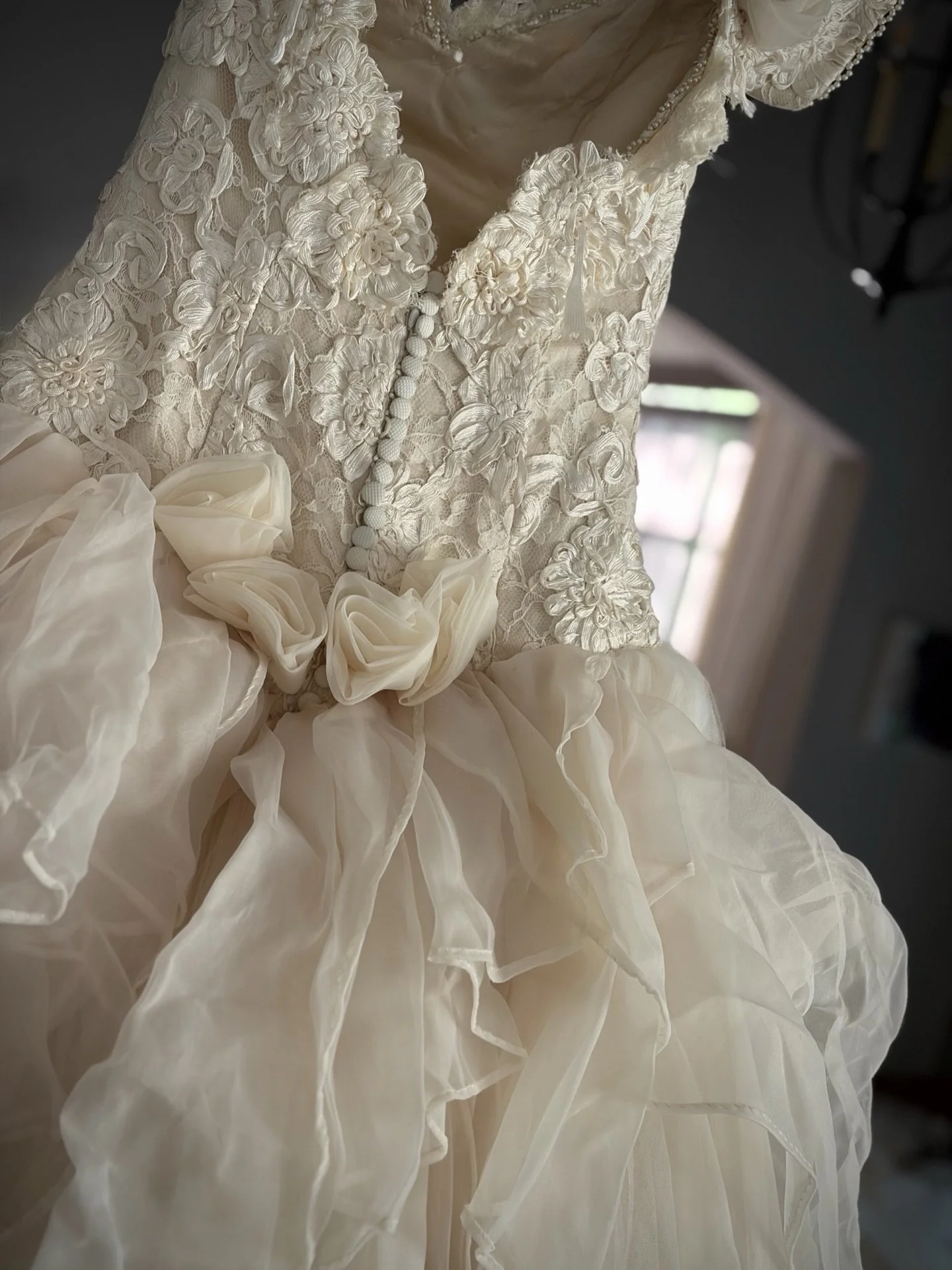 The #1 question I get: &ldquo;Where do you find your dresses?&rdquo; 👗 Honestly? A lot of them find me. ✨

Many of my gowns come from people who don&rsquo;t want to drop a special dress at a thrift store and never know what happens to it. They want 