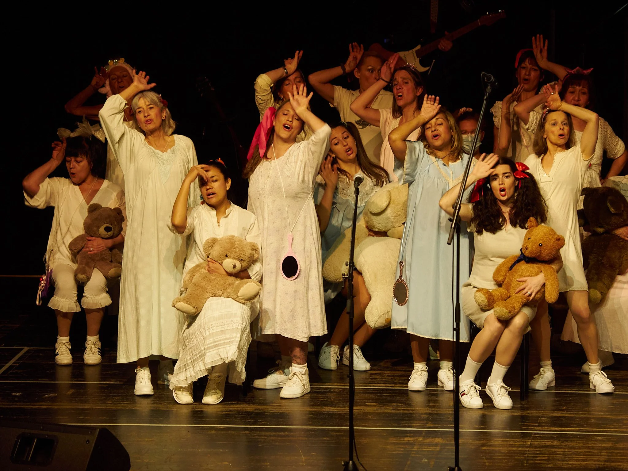 CORO25-06.jpg