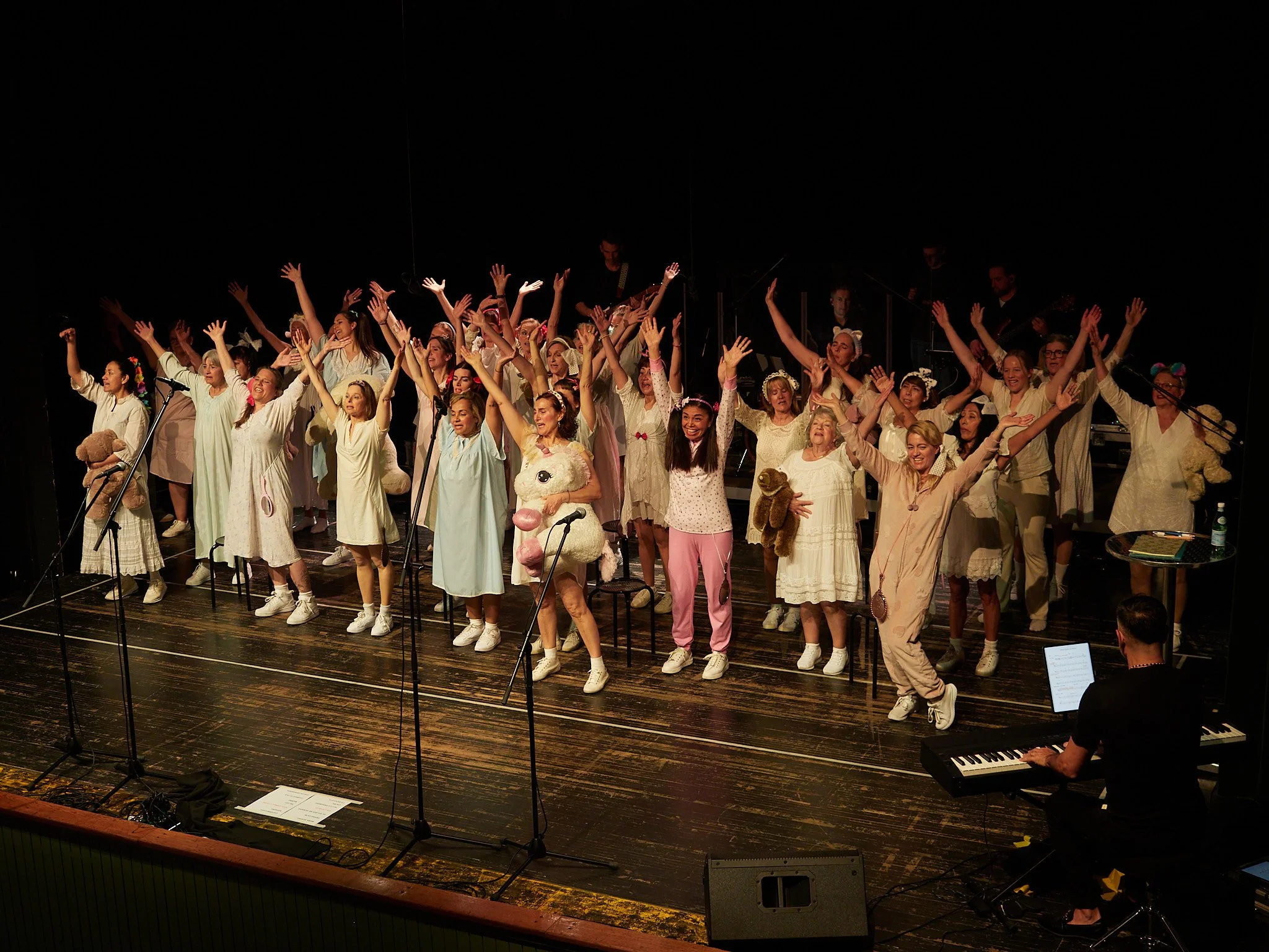 CORO25-08.jpg