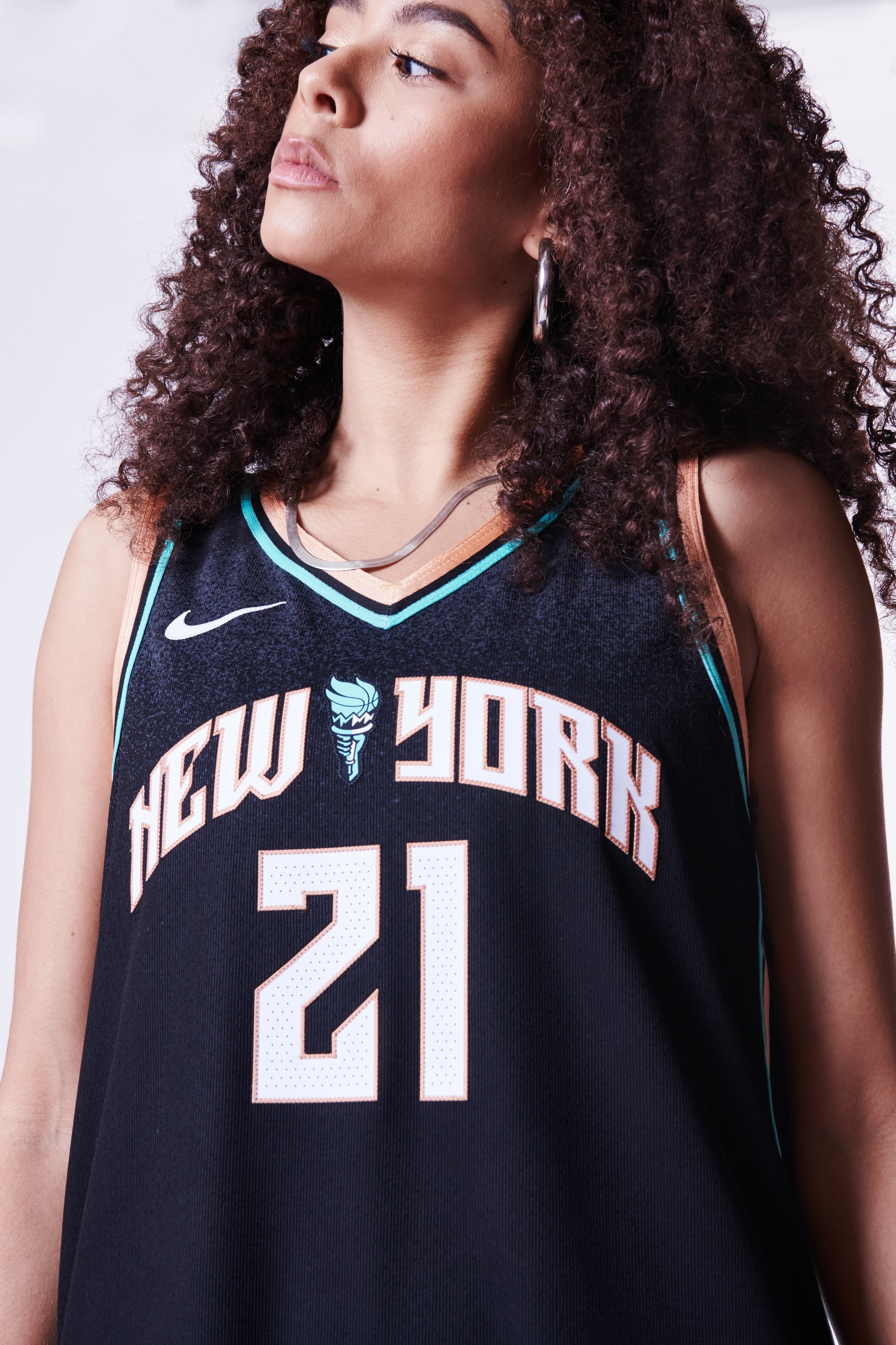 KIT_SU21_NBA_W_NYL_01_0321.jpg