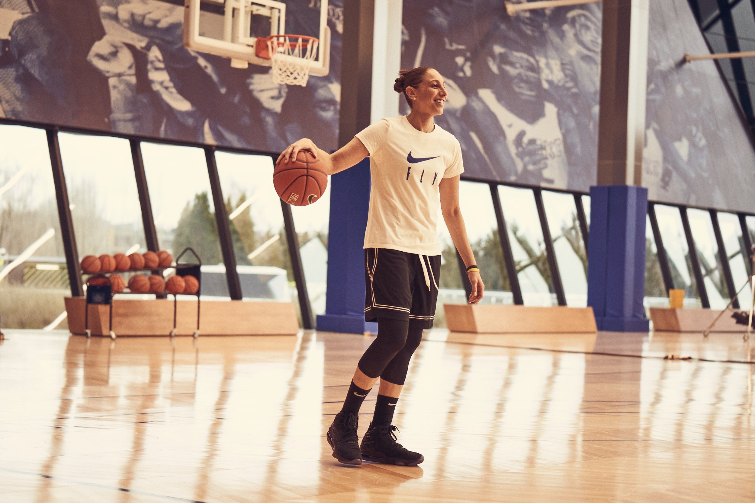 Sp20_WNBA_GDE_PW_D3_SwooshFlyBTS_10472.jpg