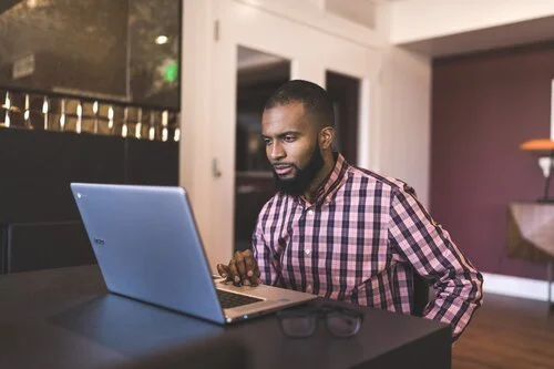 How Indiana University is Maintaining Close Student Connections Despite the Distance Between Them