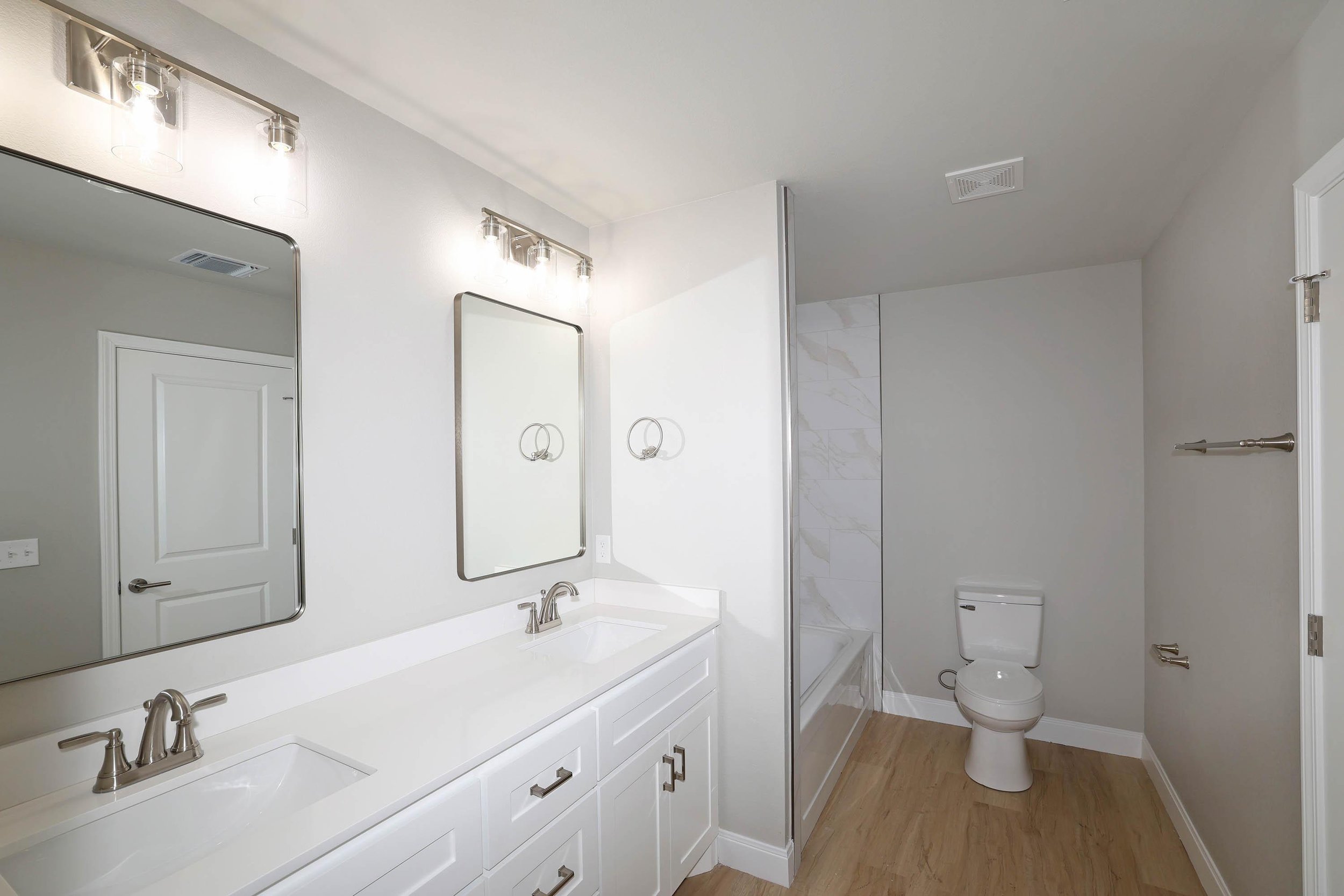 17-Primary Bath.jpg