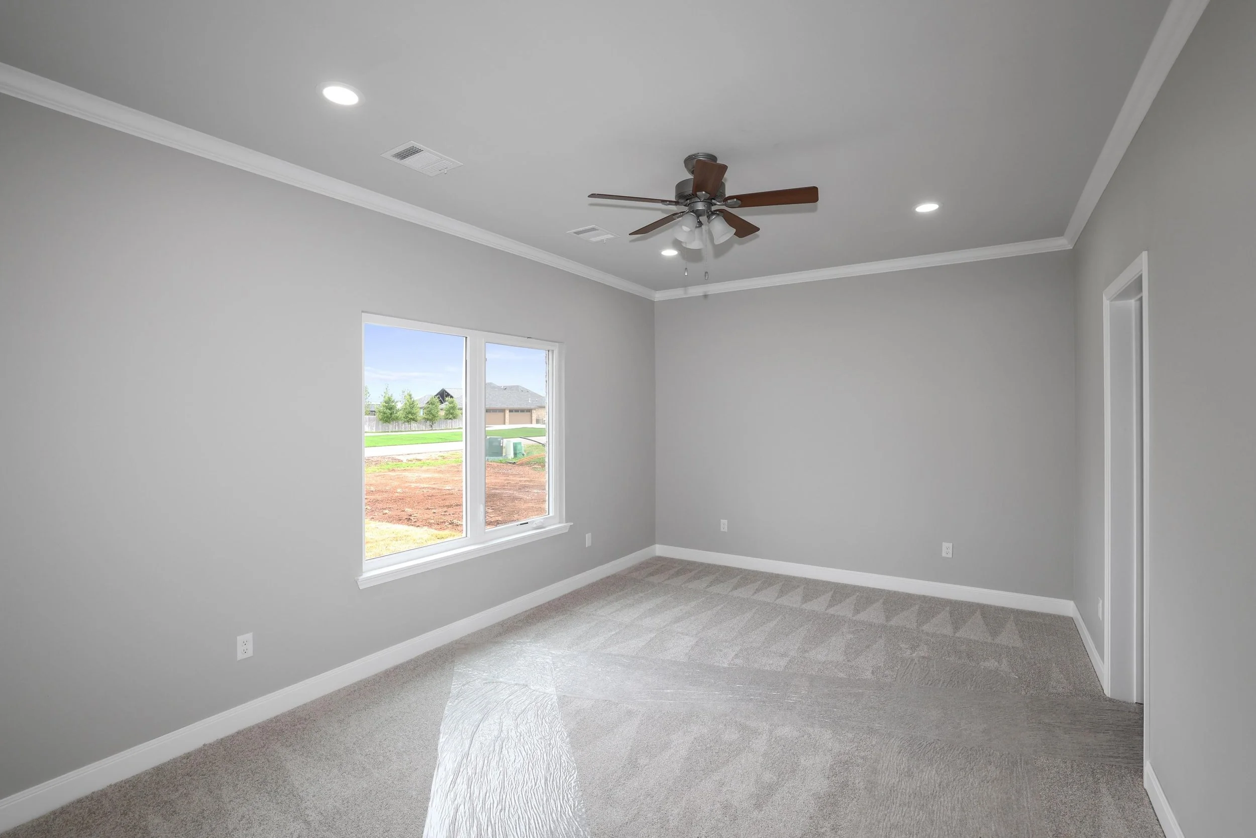 13-Primary Bedroom.jpg