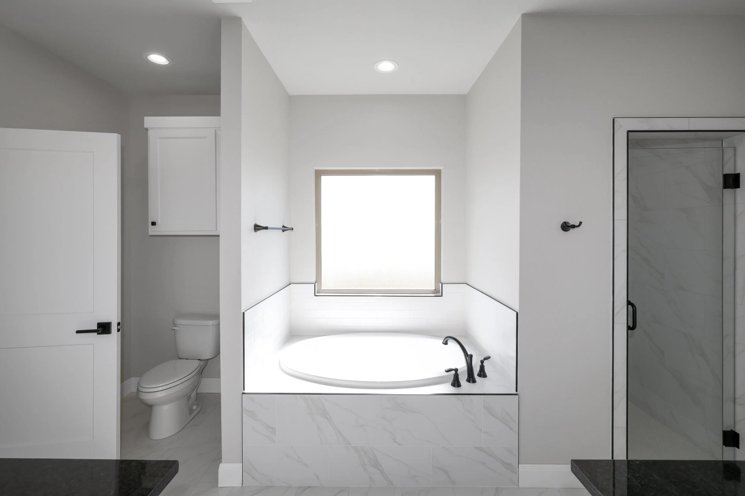 15-Primary Bath.jpg