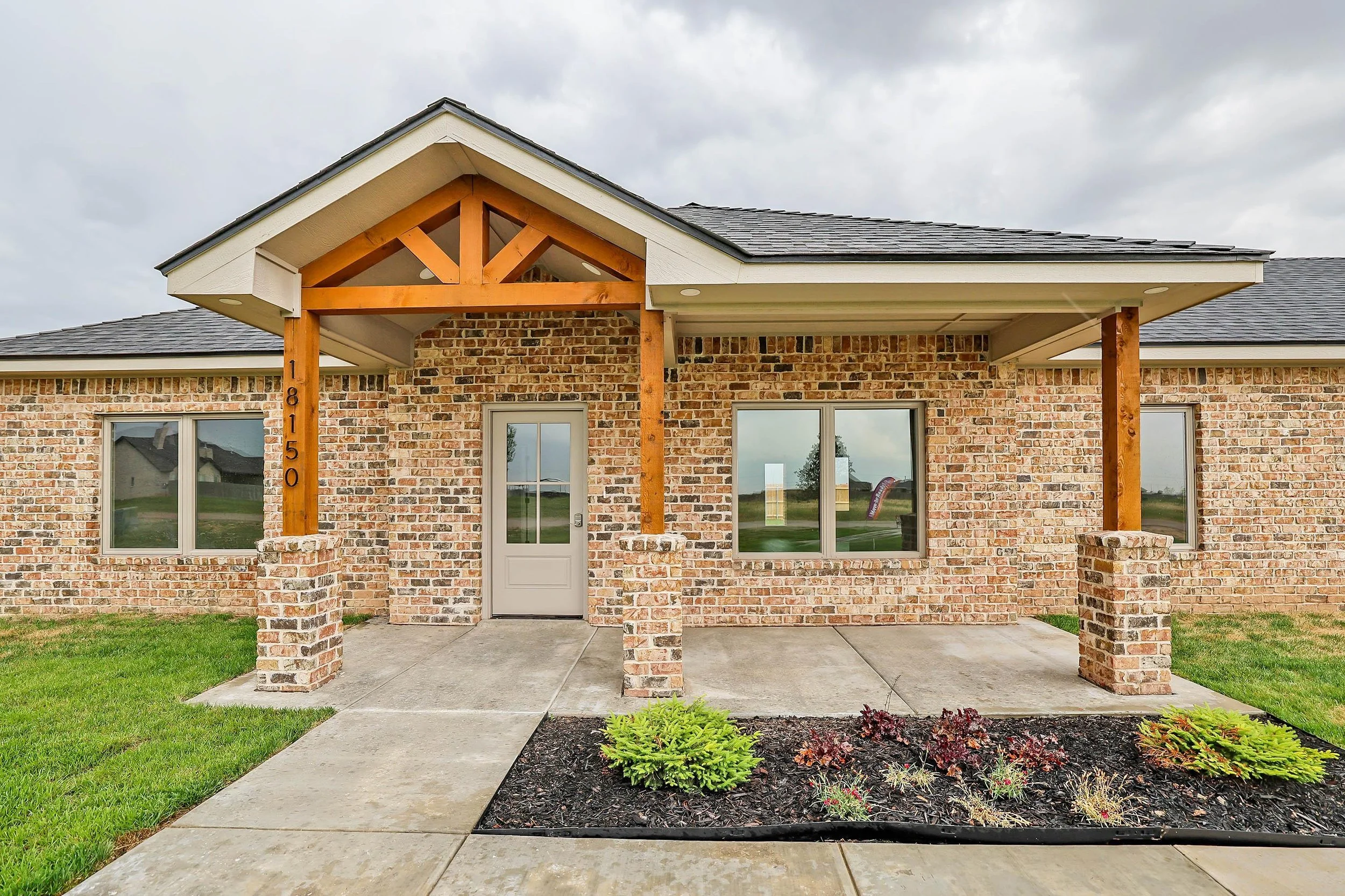 2-Front Porch.jpg