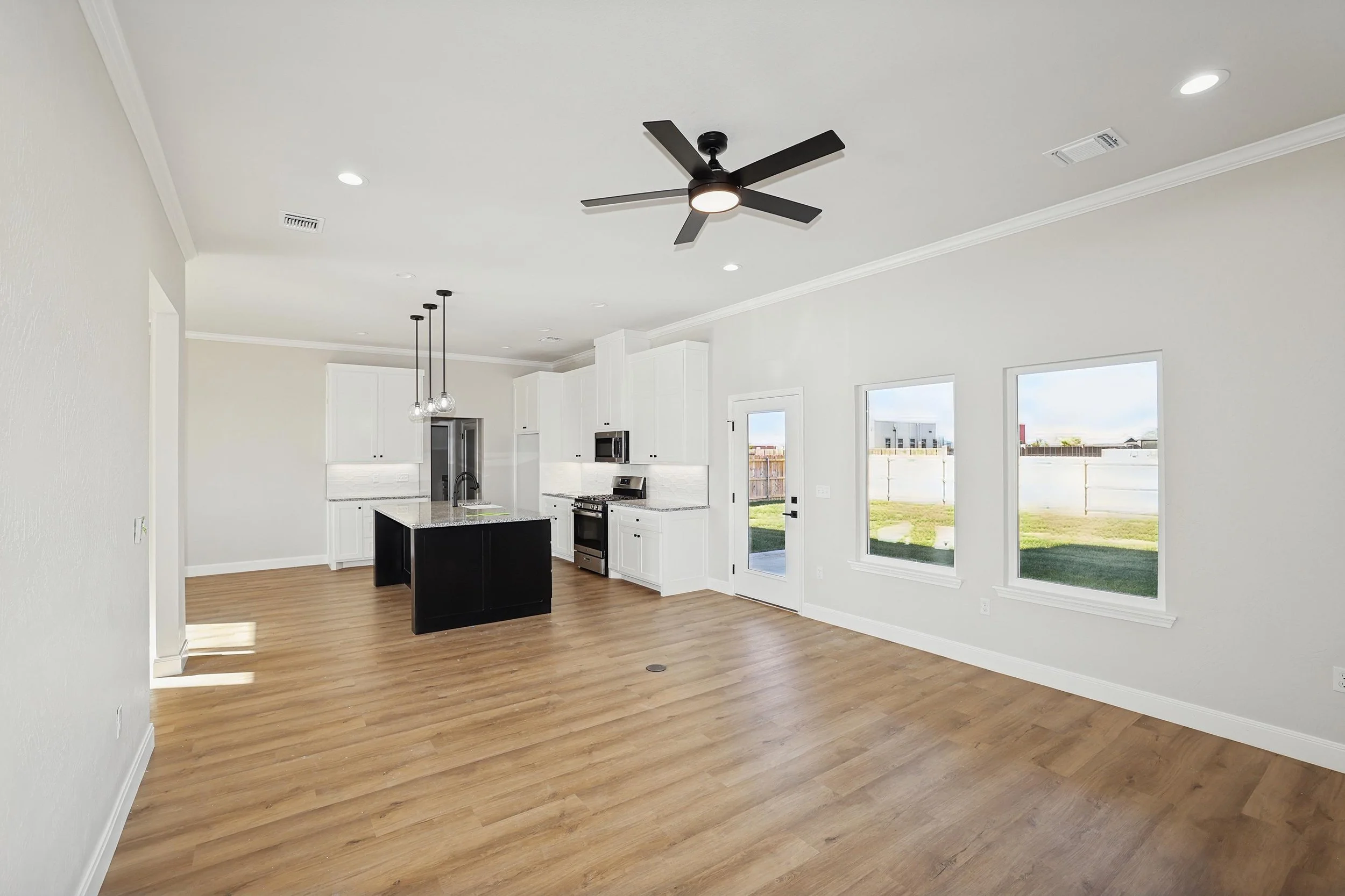 6-Living Area facing Kitchen.jpg