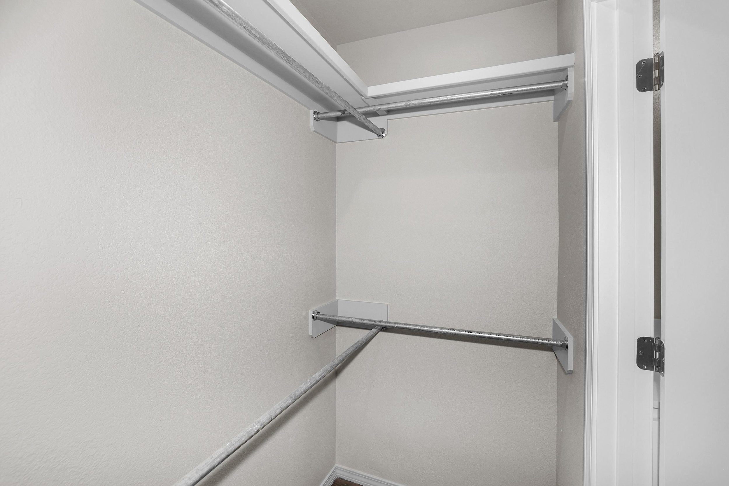 15-Primary Closet.jpg