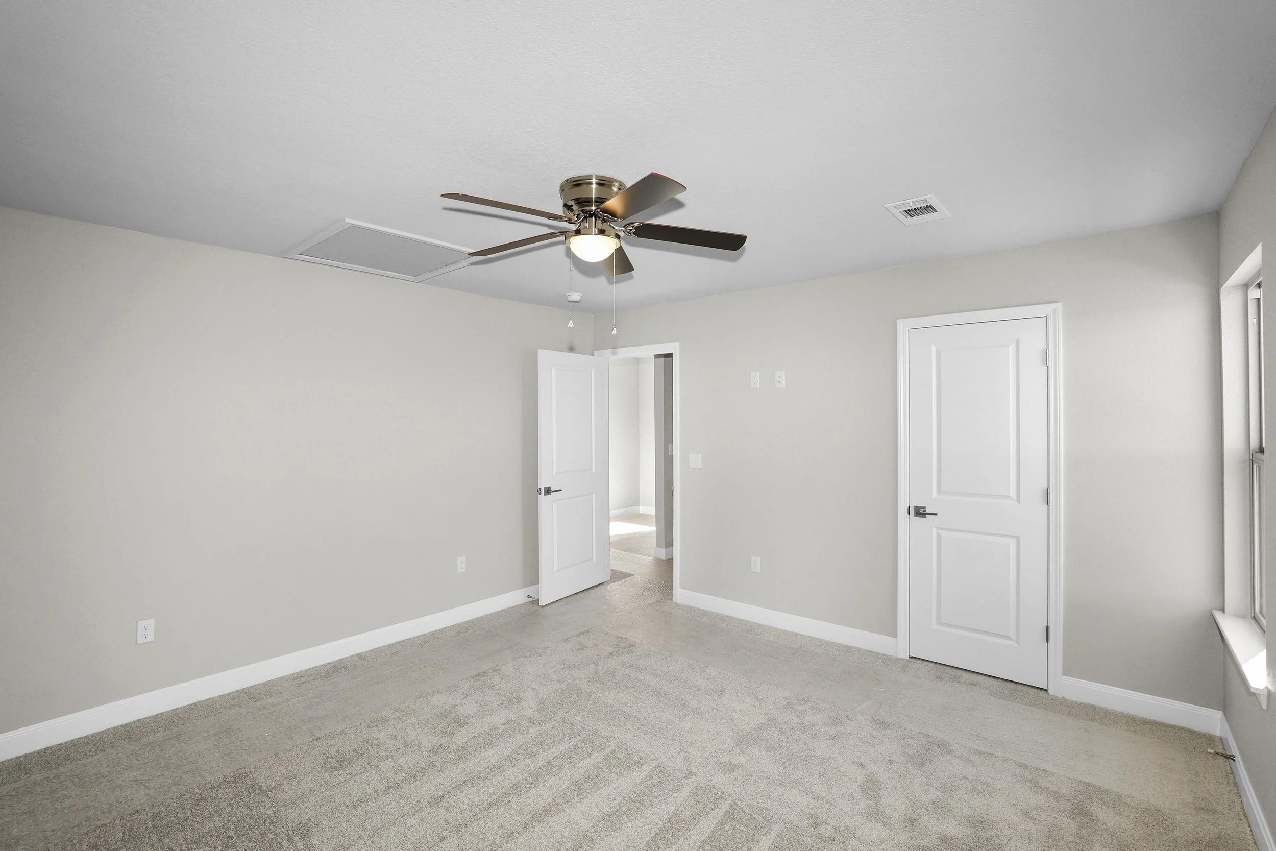 25-Upstairs 3rd Bedroom.jpg