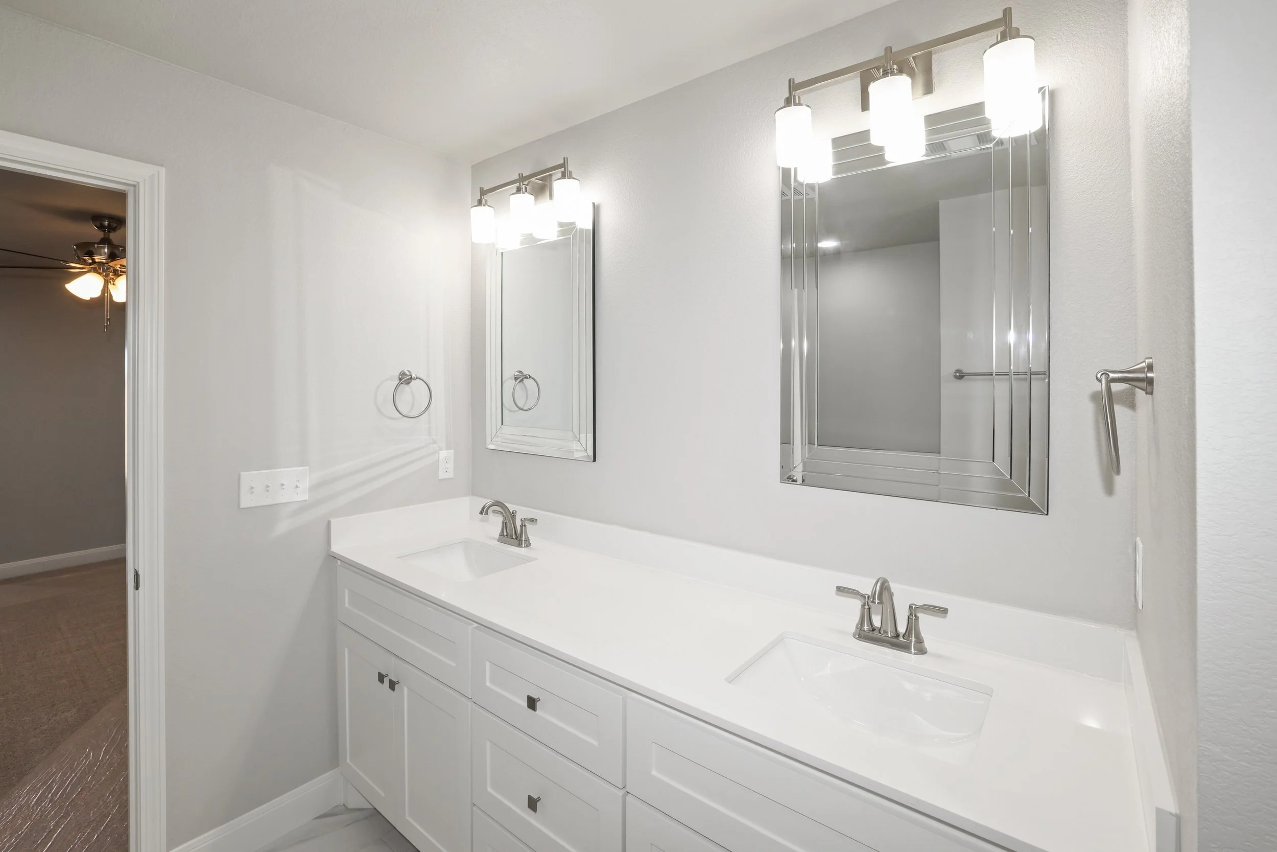 15-Primary Bath Vanity.jpg