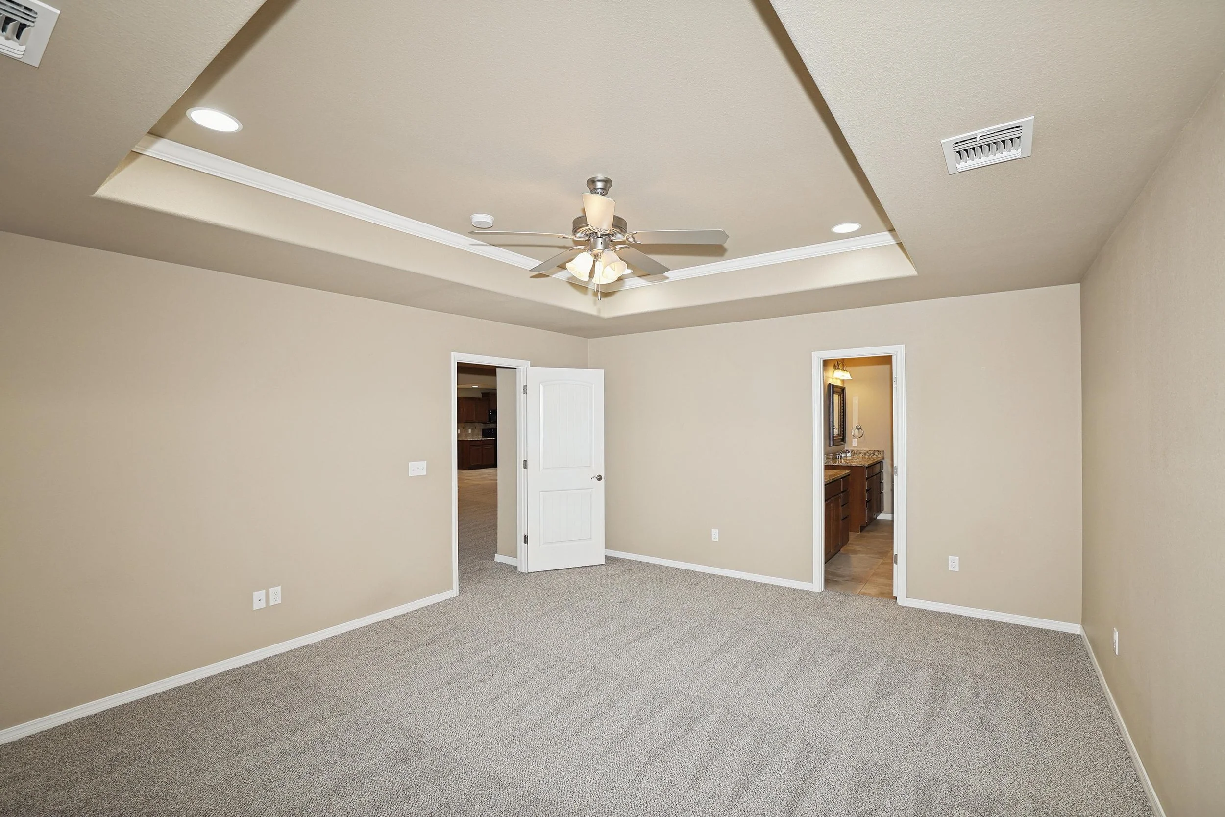 14-Primary Bedroom.jpg