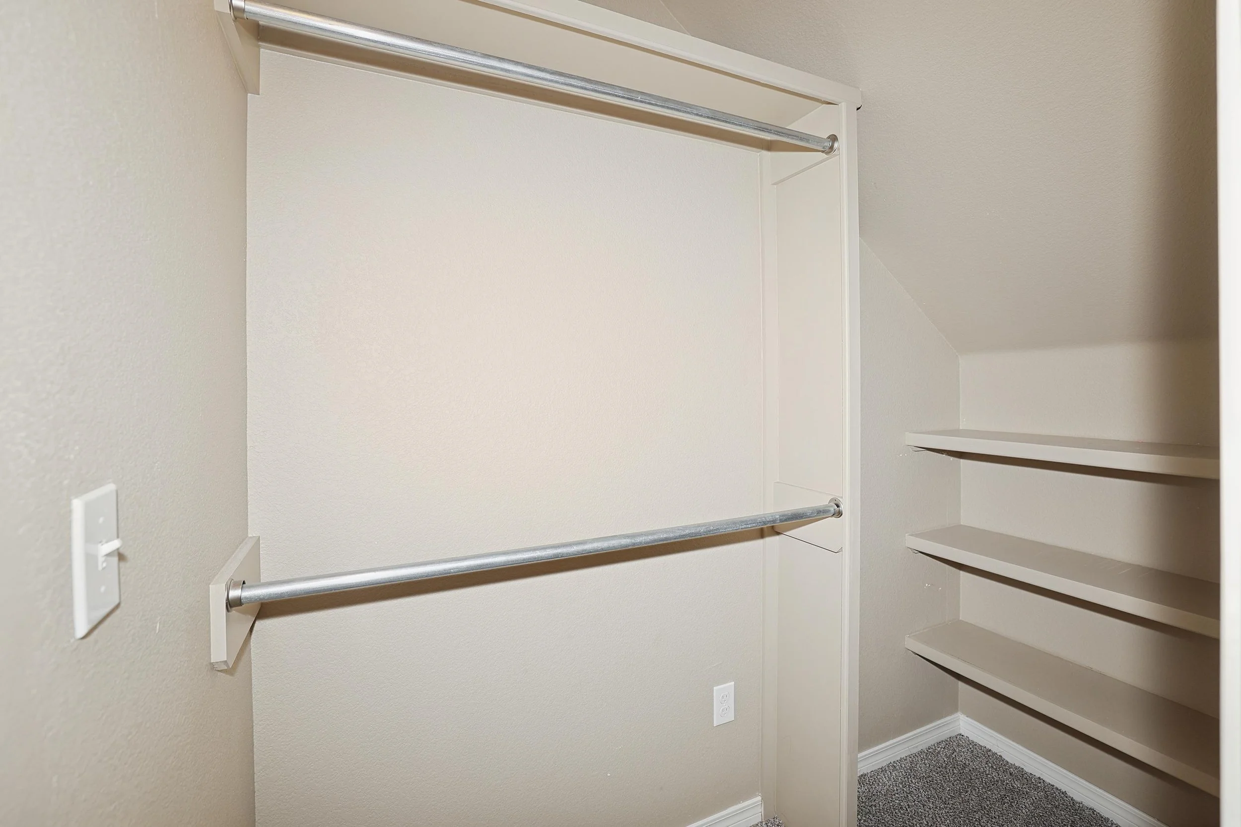 29-Bonus Room Closet.jpg