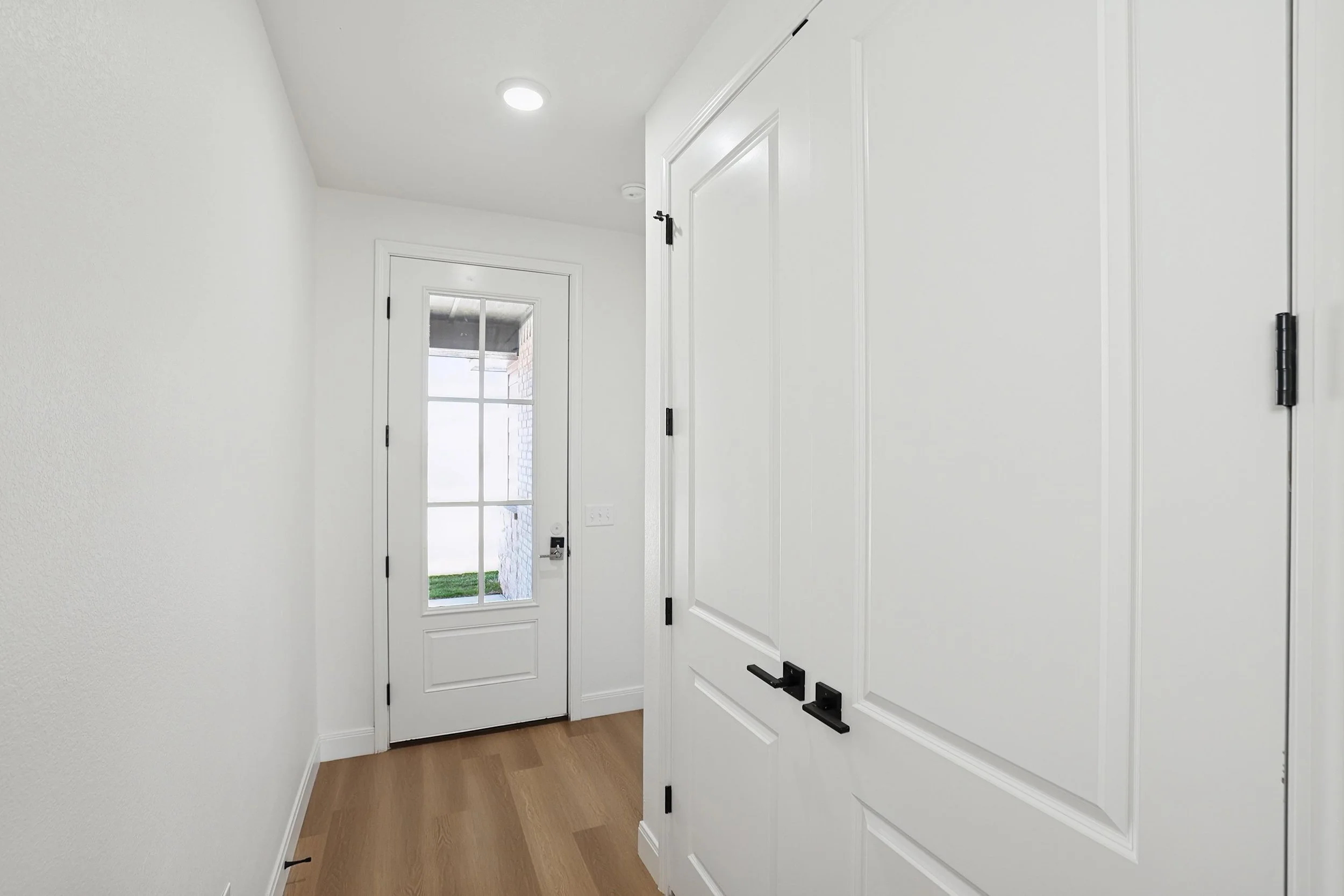 2-Entry.jpg