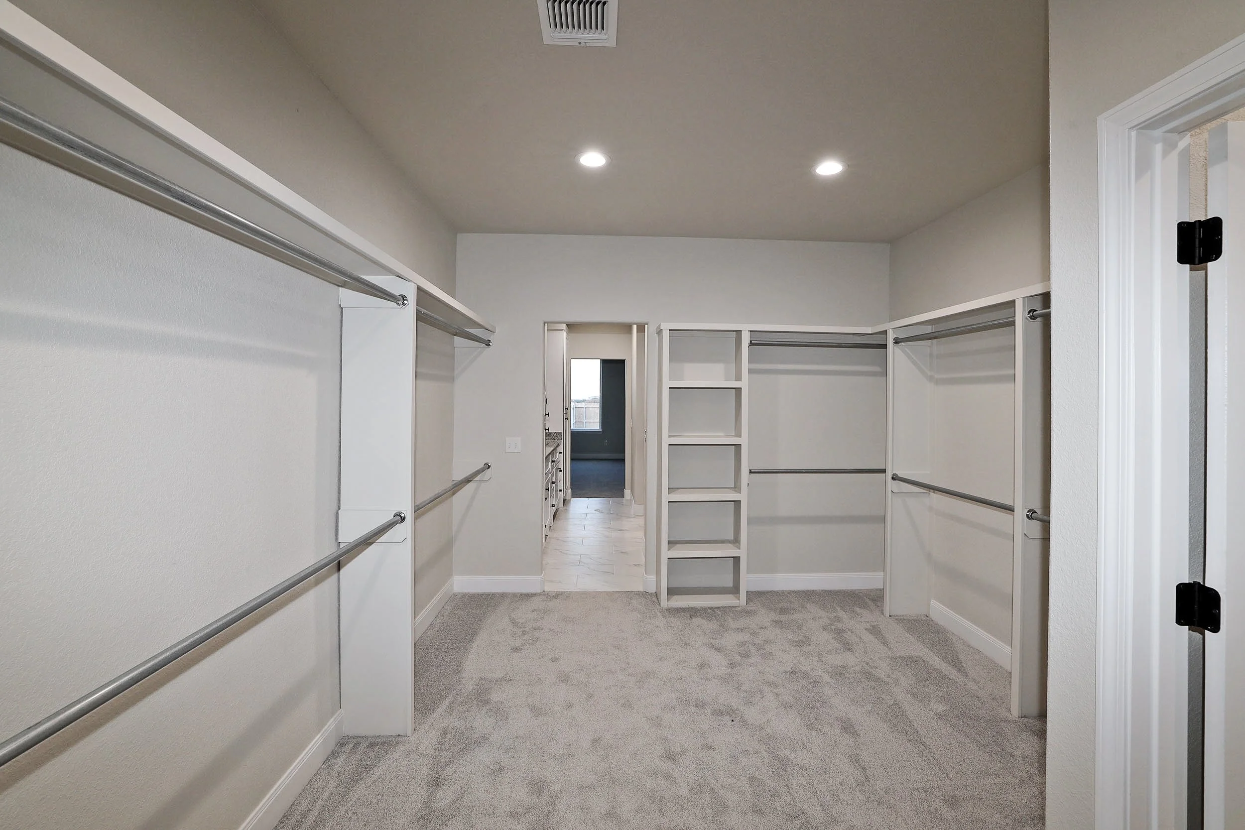 Master Closet.jpg