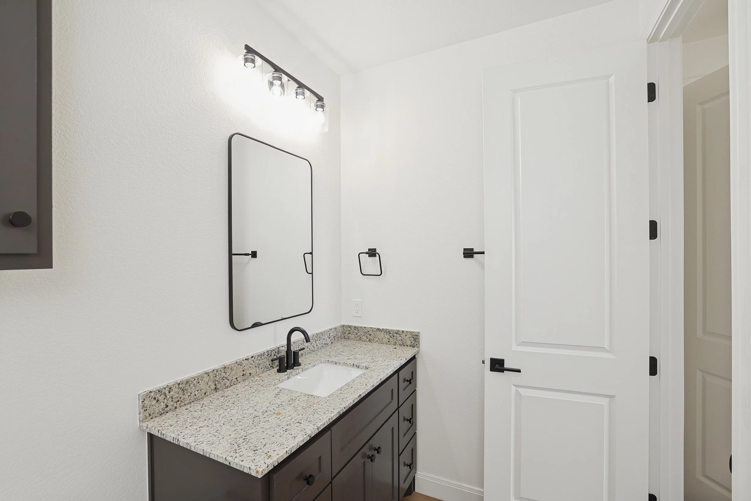 14-Primary Bath Vanity.jpg