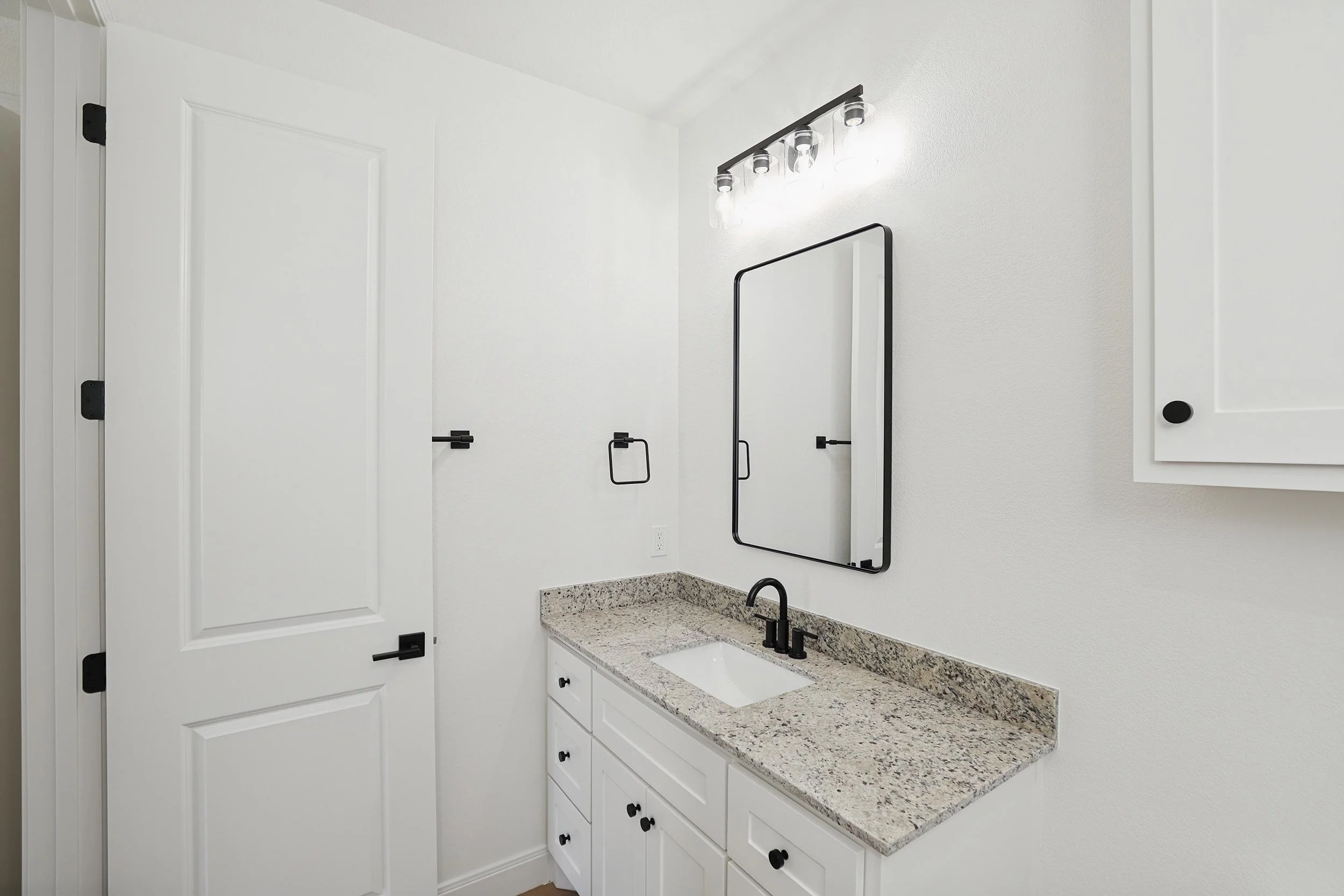 15-Primary Bath Vanity.jpg