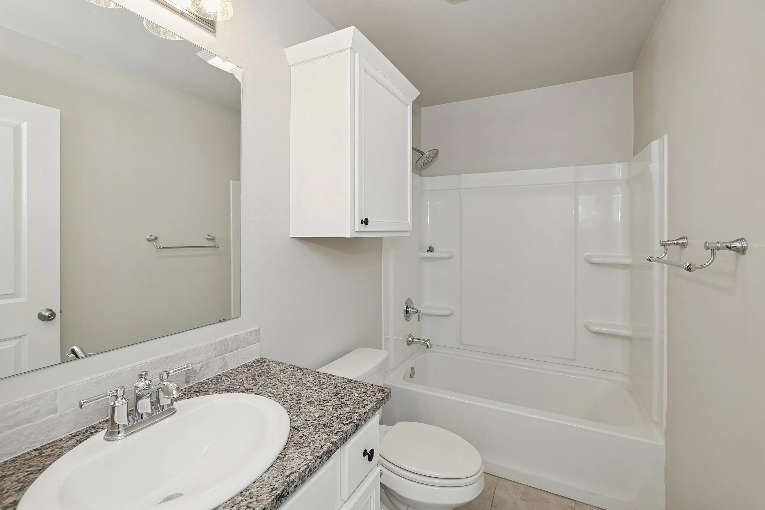 26-Bathroom.jpg