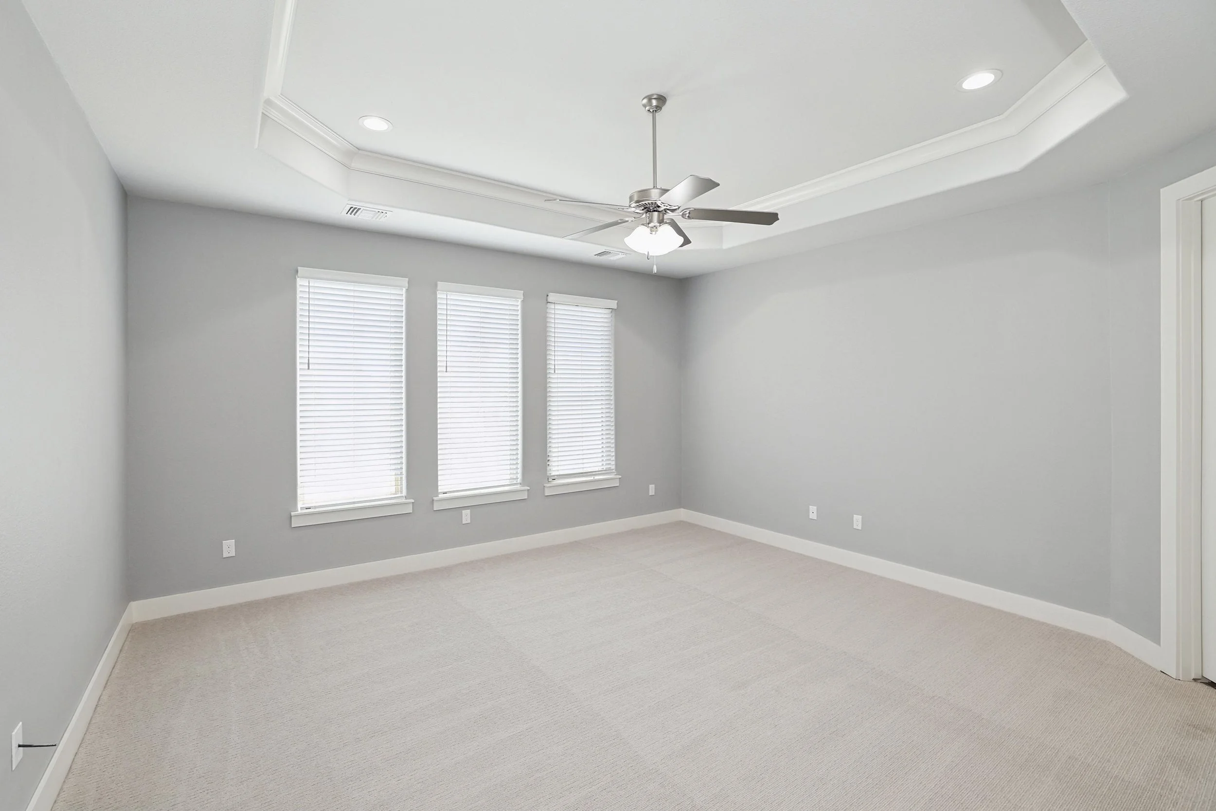 14-Primary Bedroom.jpg