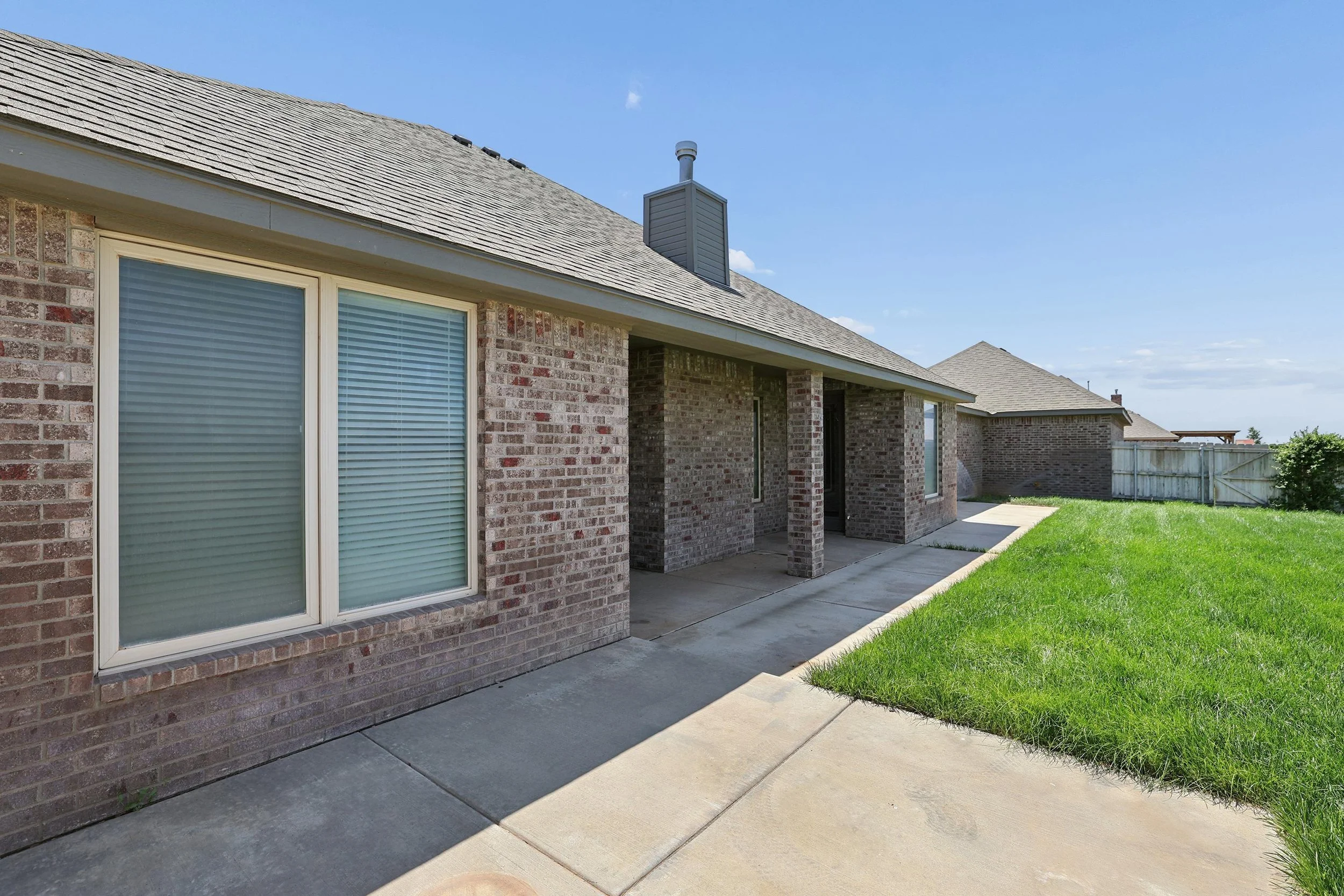39-Back Patio.jpg