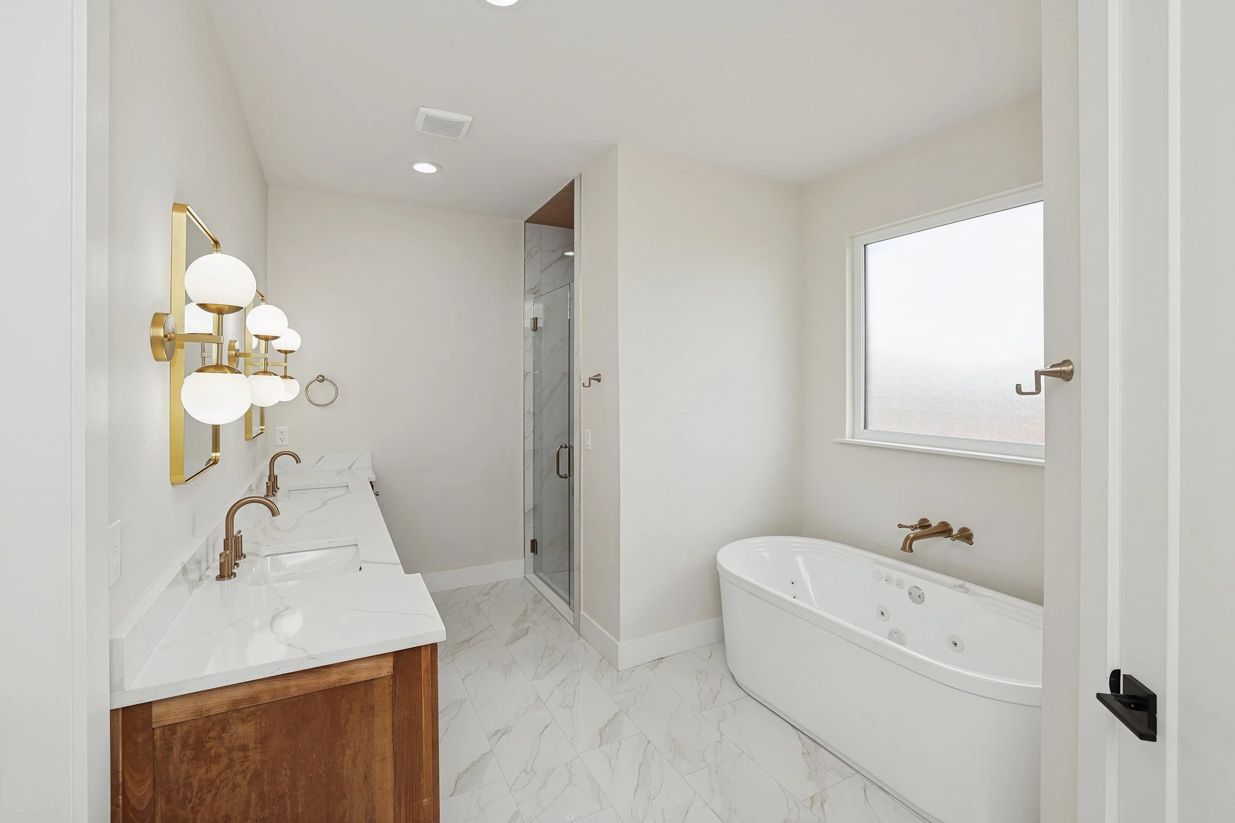 13-Primary Bath.jpg
