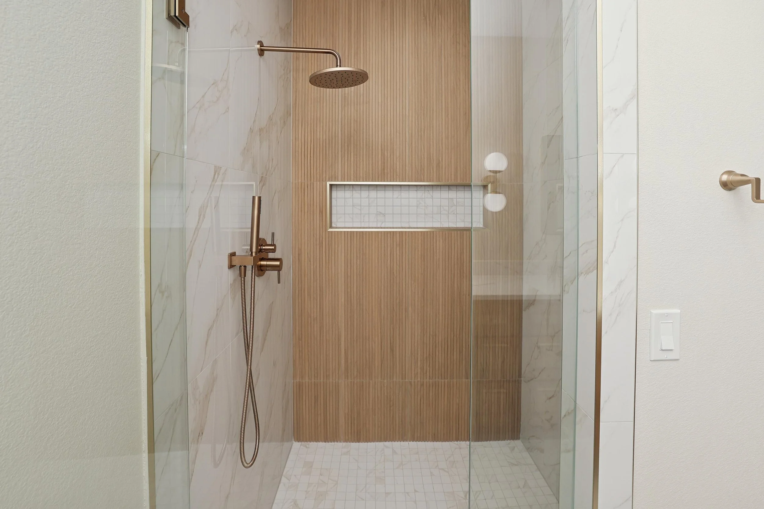 16-Primary Bath Shower.jpg
