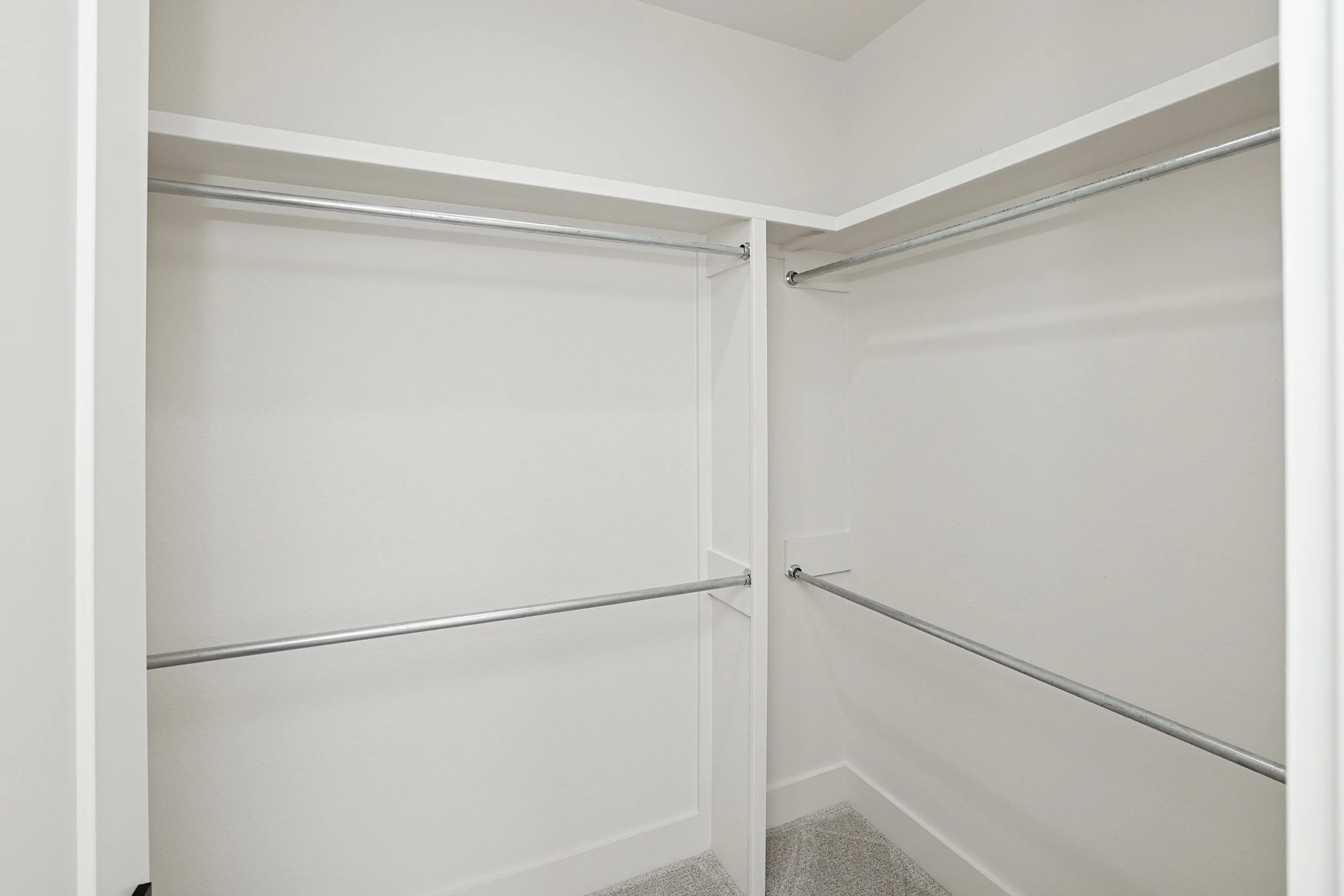 19-Primary Closet His.jpg
