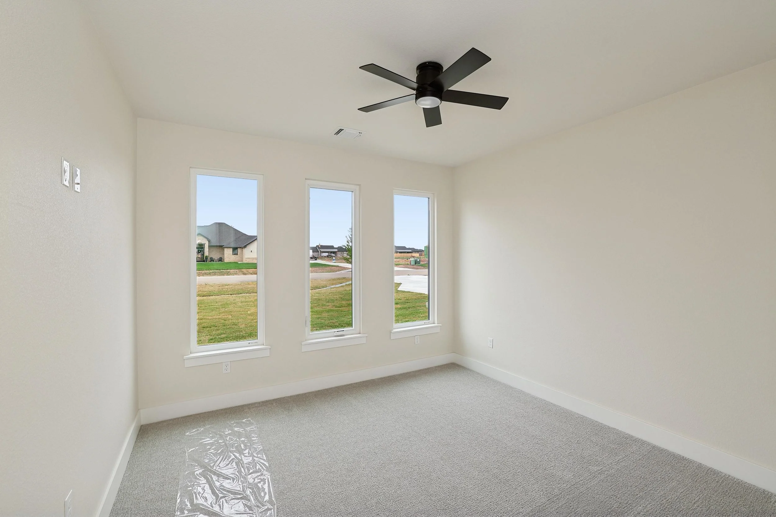 27-3rd Bedroom.jpg