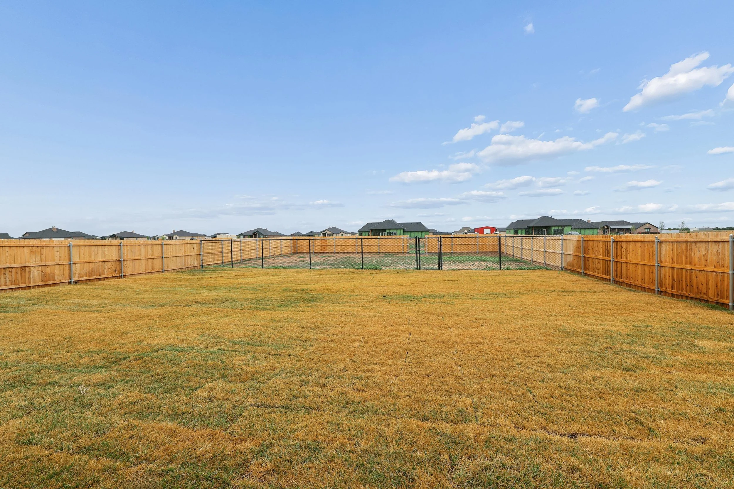 33-Backyard.jpg