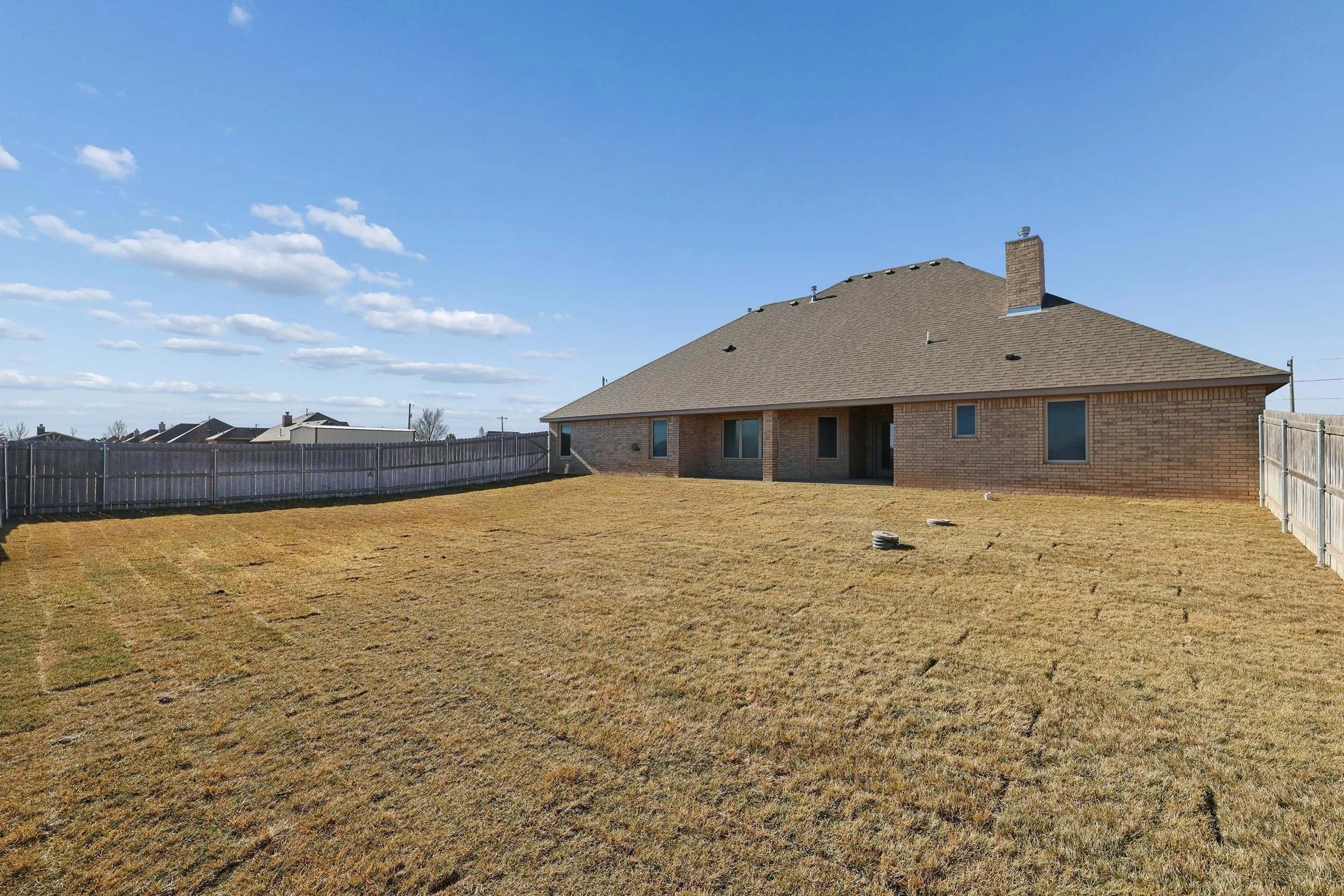 35-Backyard.jpg