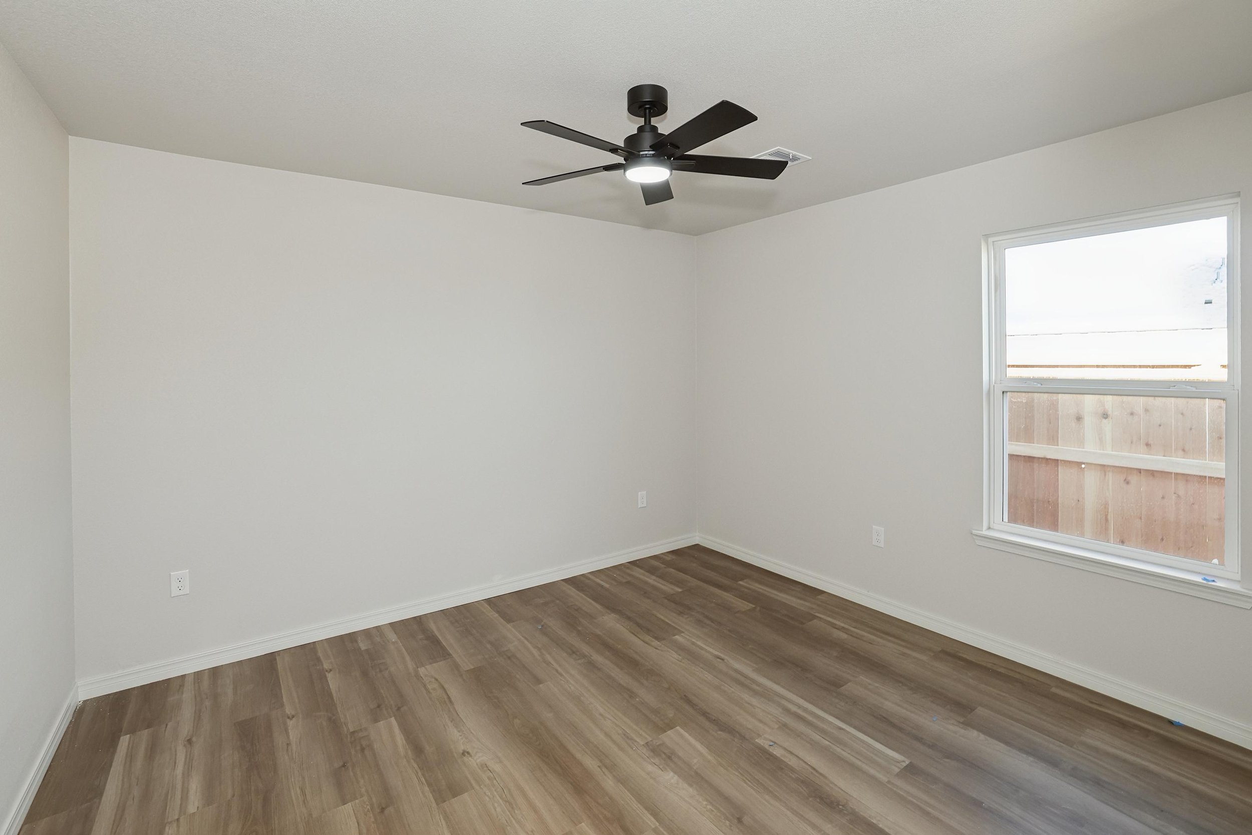 15-2nd Bedroom.jpg