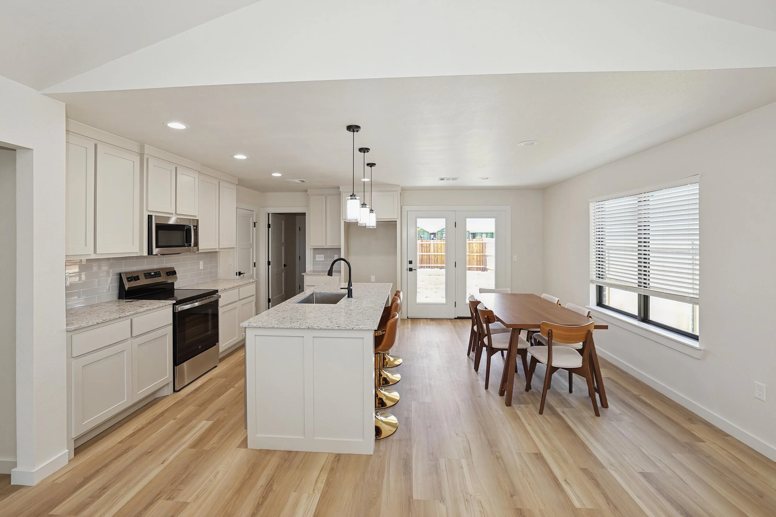 6-Kitchen & Dining Area.jpg