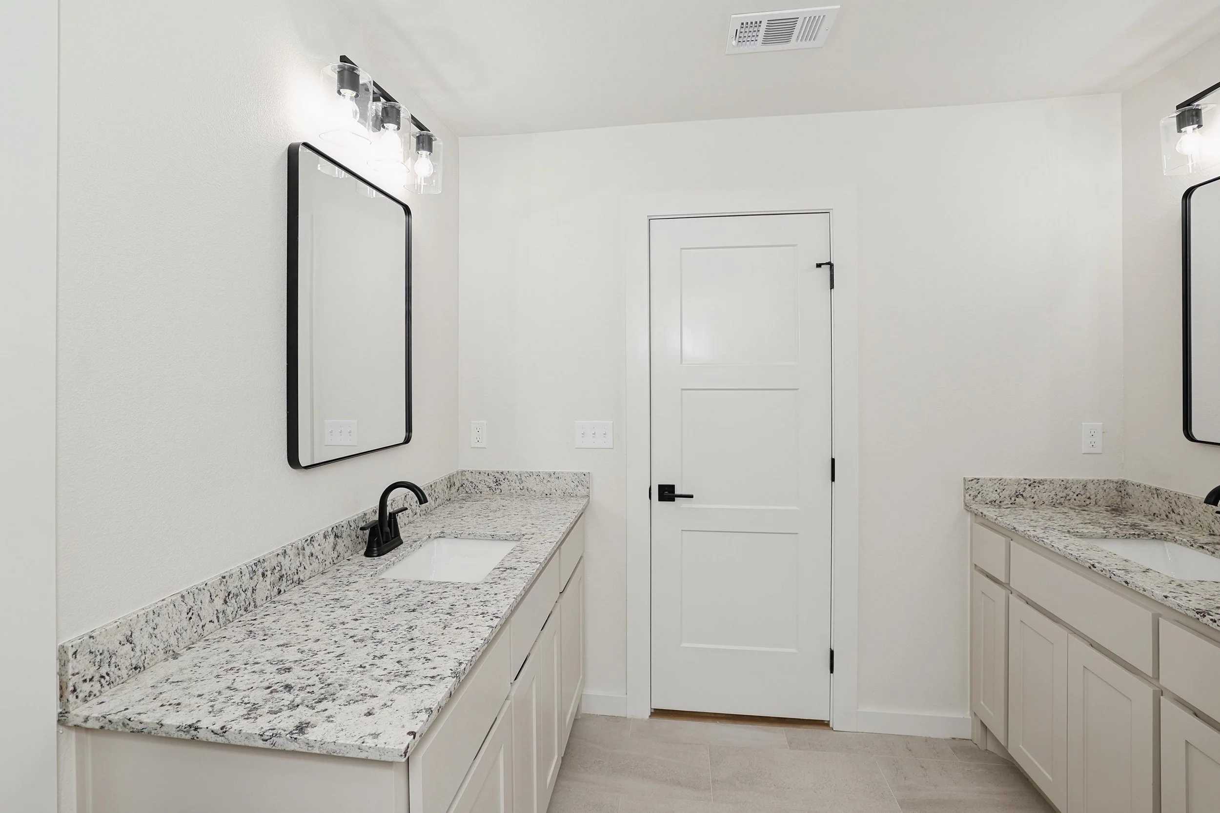 14-Primary Bath.jpg