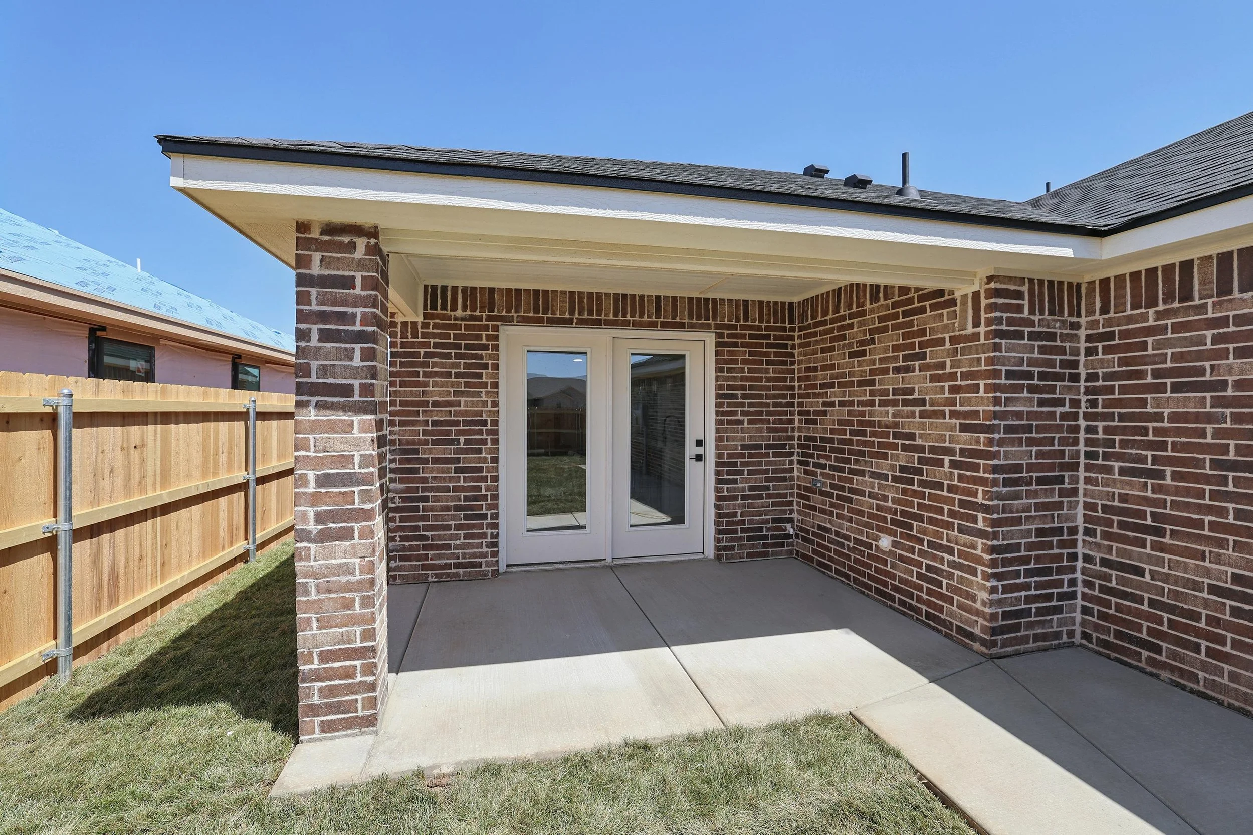 26-Back Patio.jpg